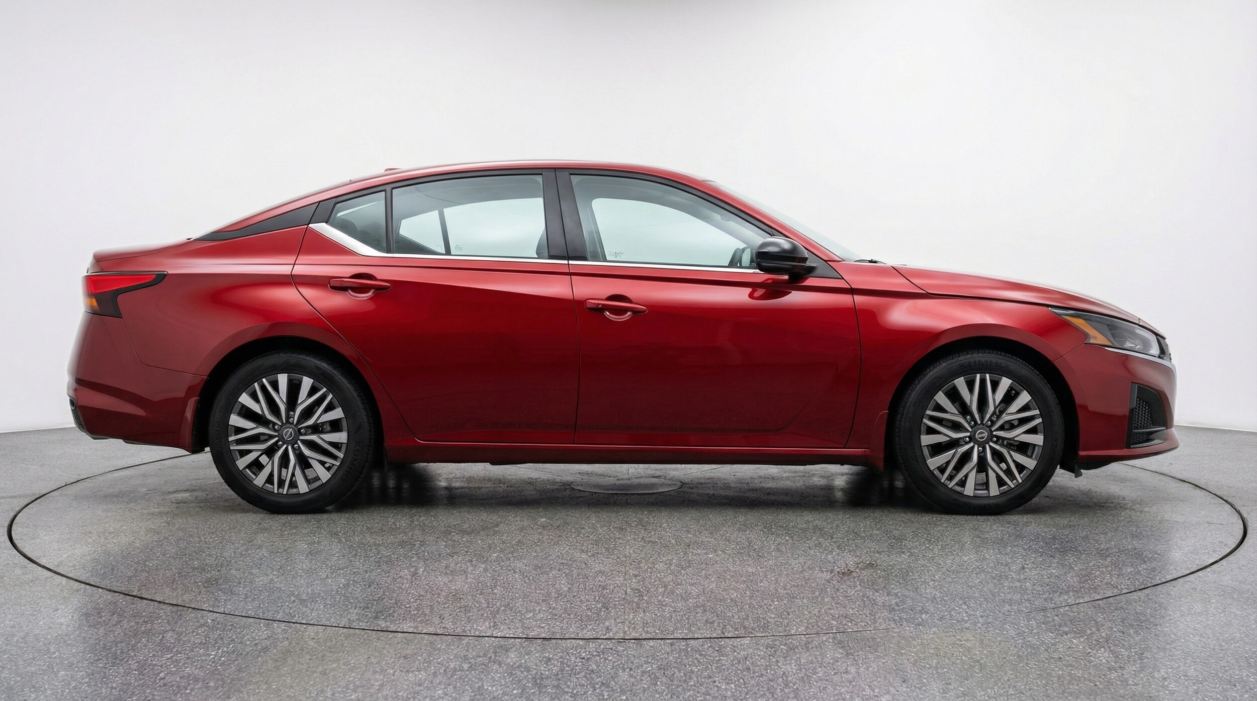 Thumbnail: 2025 Nissan Altima - 8