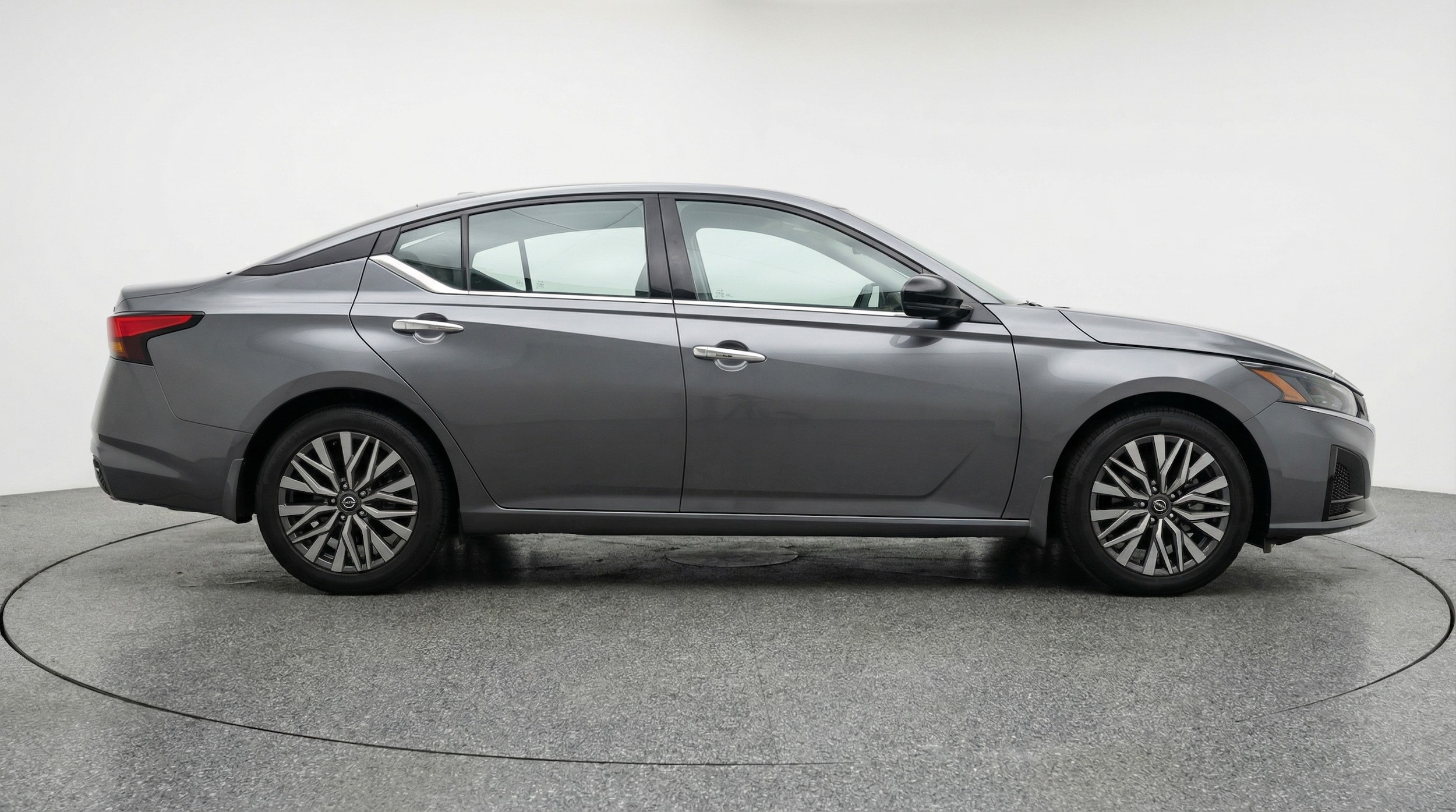 Thumbnail: 2025 Nissan Altima - 8