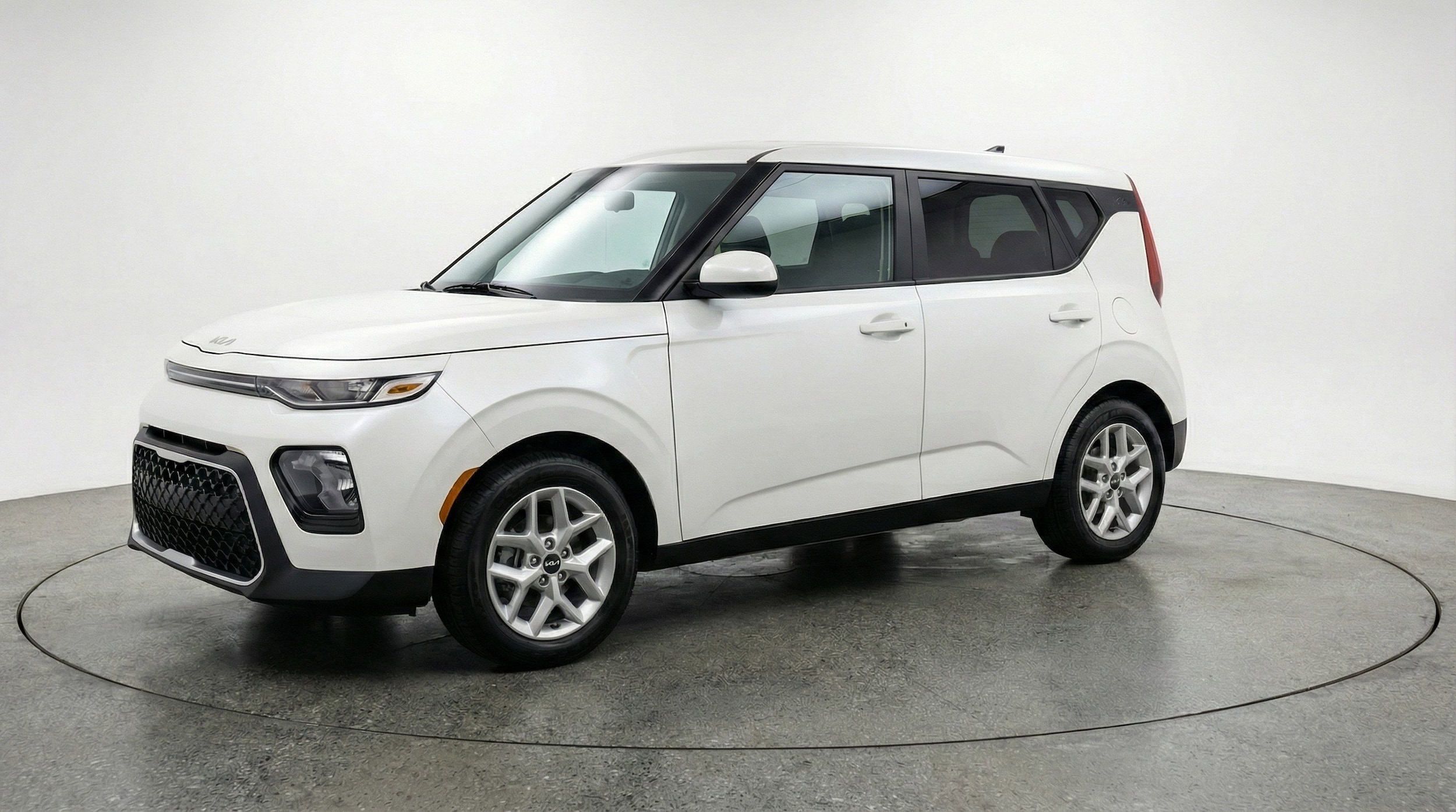 Thumbnail: 2025 Kia Soul - 3