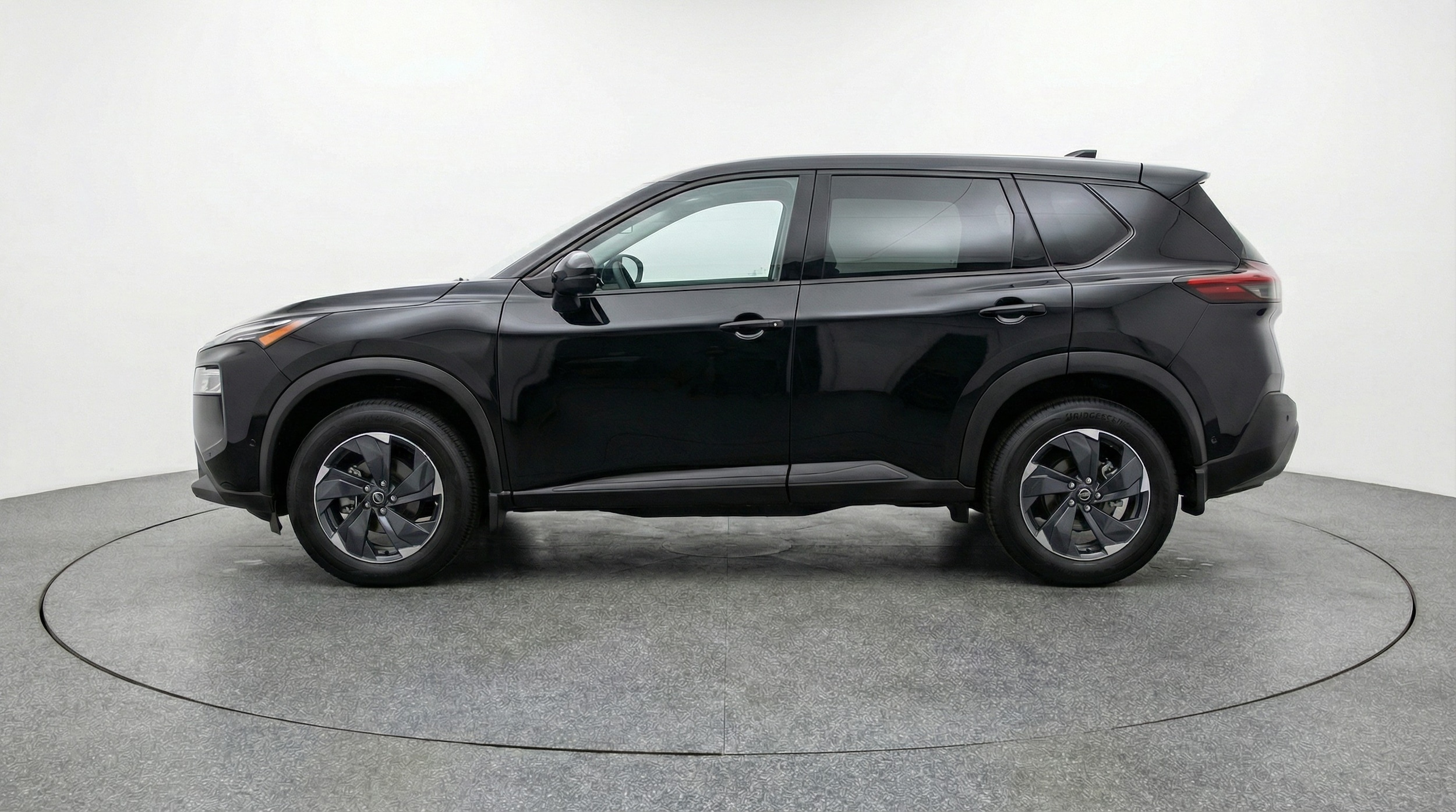 Thumbnail: 2025 Nissan Rogue - 4