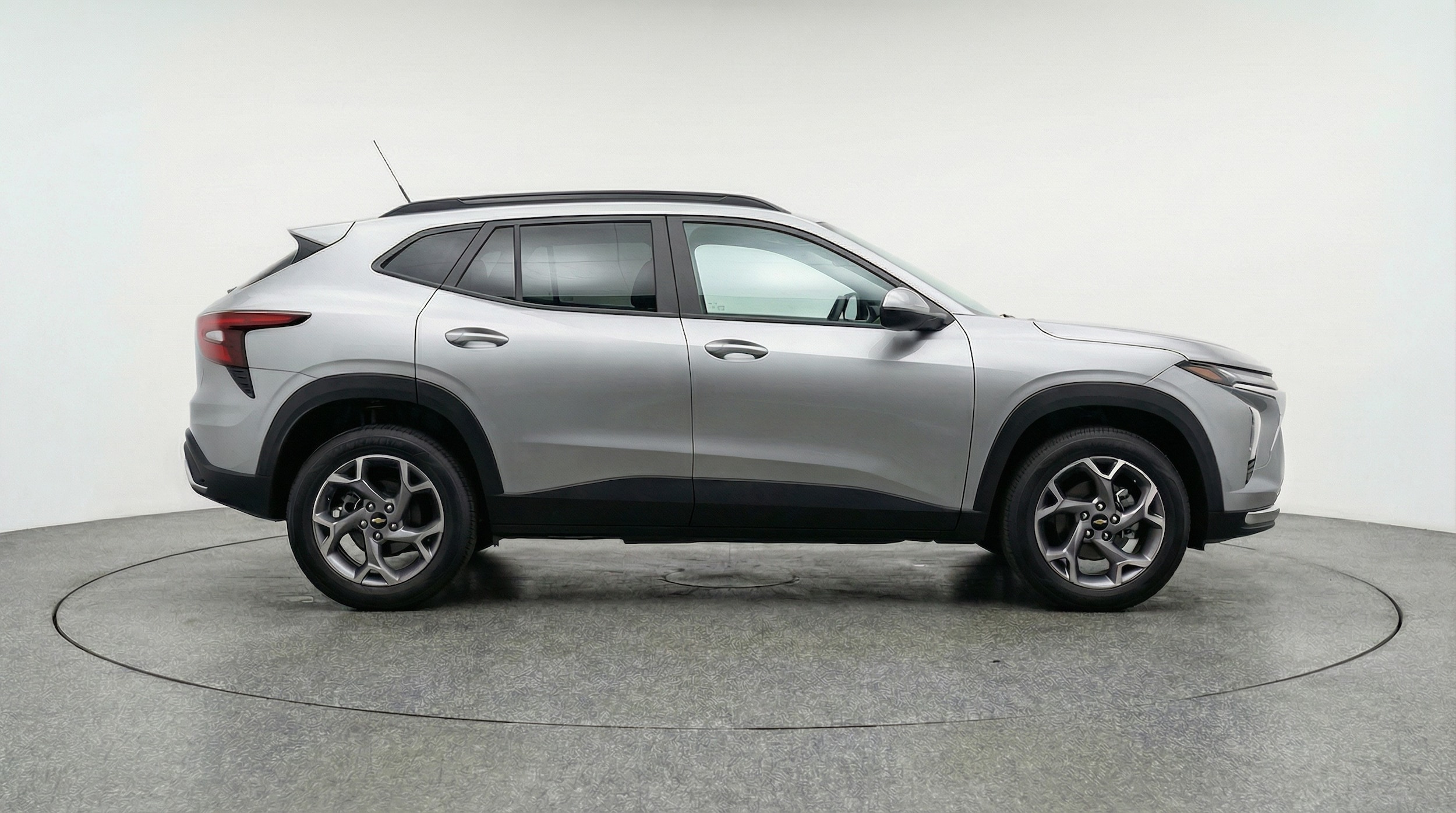 Thumbnail: 2025 Chevrolet Trax - 8