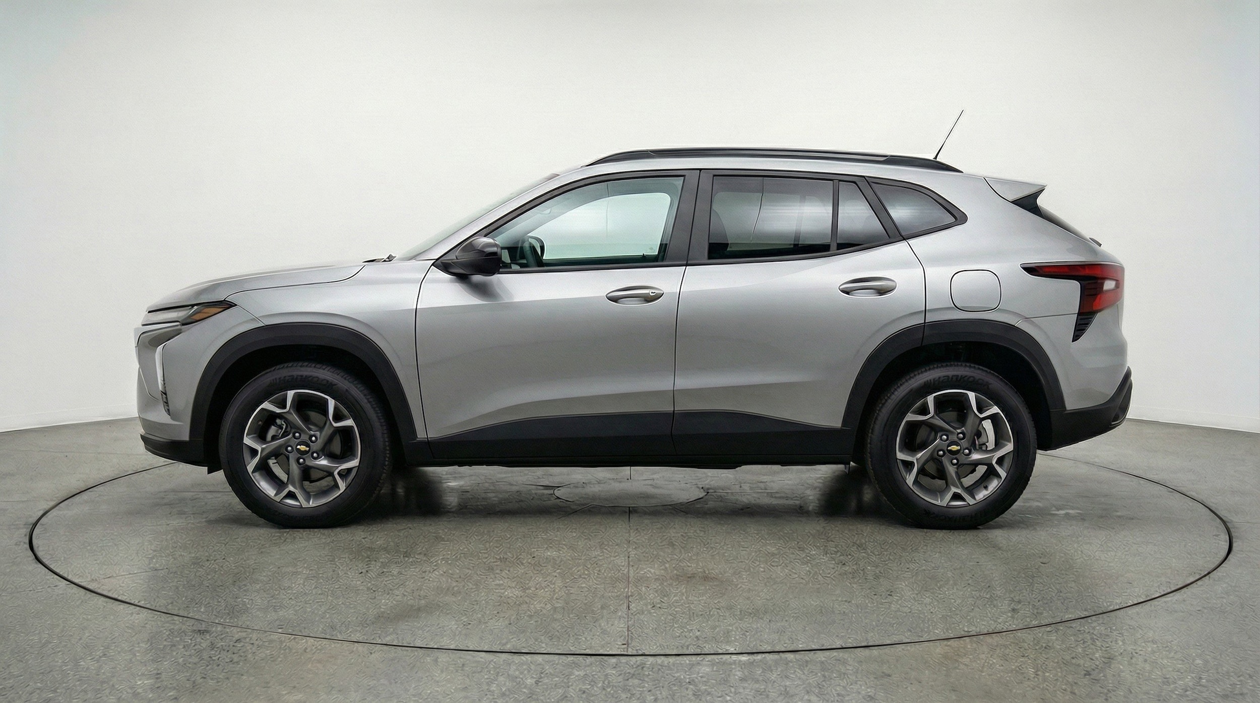 Thumbnail: 2025 Chevrolet Trax - 5