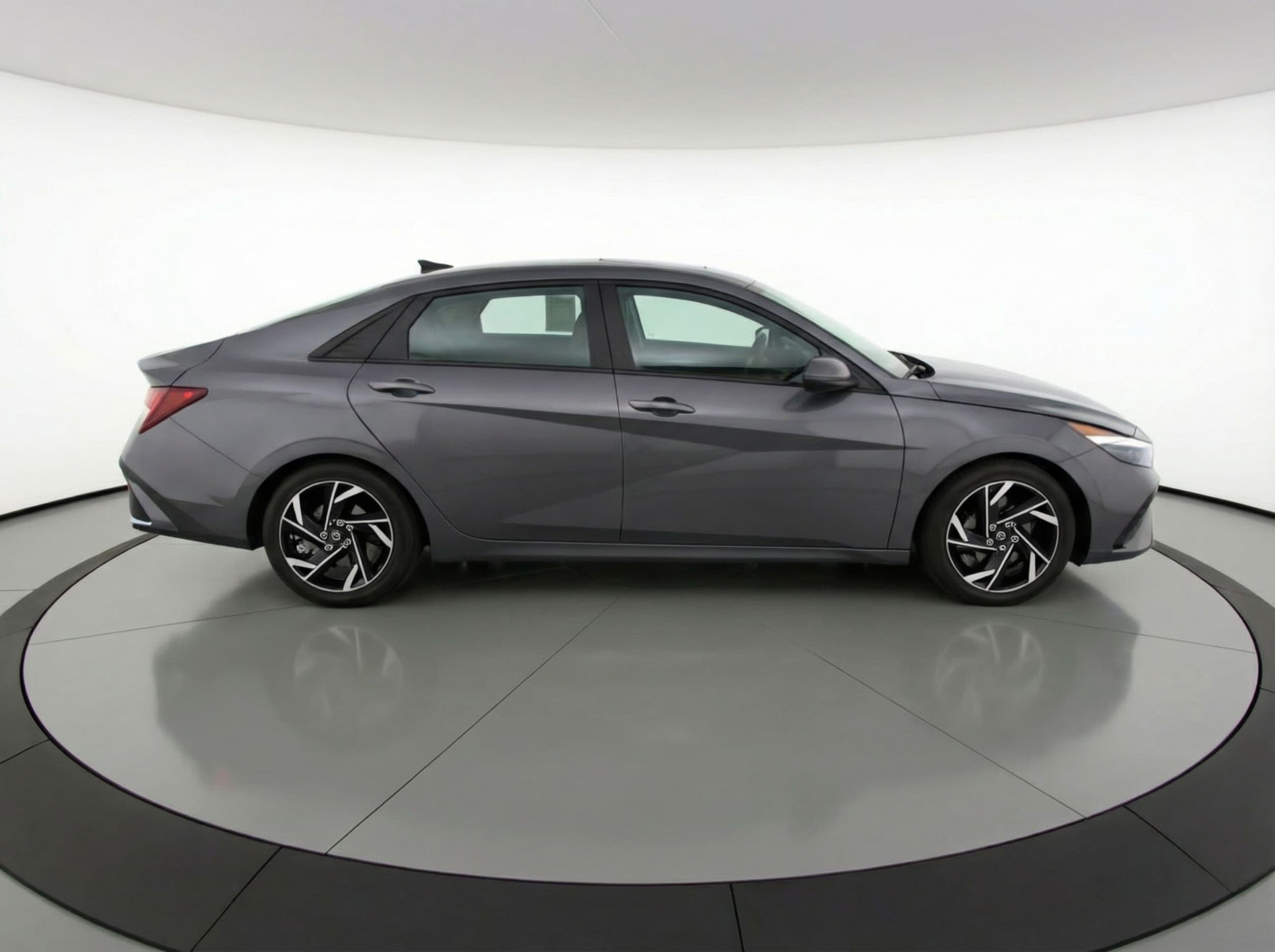 Thumbnail: 2025 Hyundai Elantra - 8