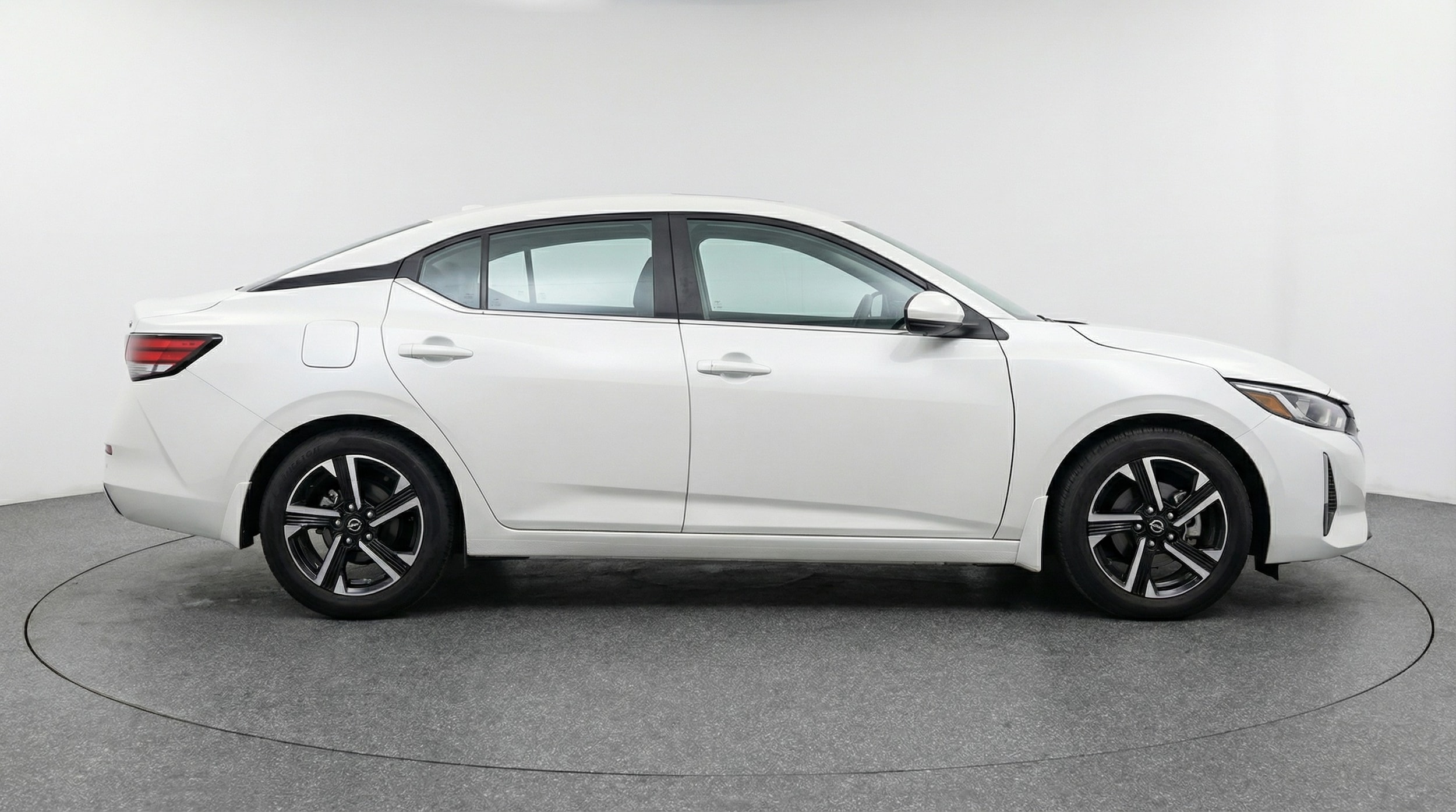 Thumbnail: 2025 Nissan Sentra - 8