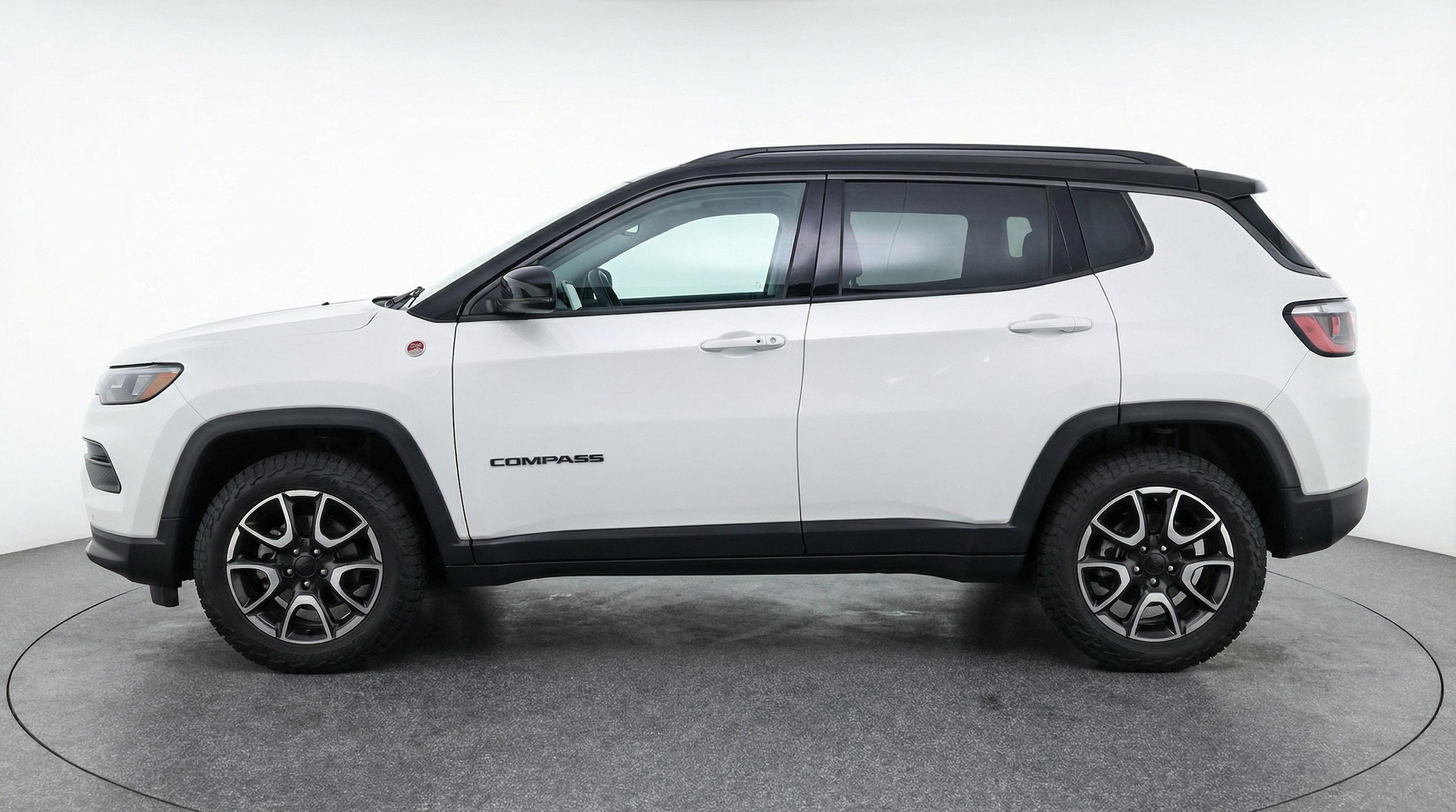 Thumbnail: 2025 Jeep Compass - 4