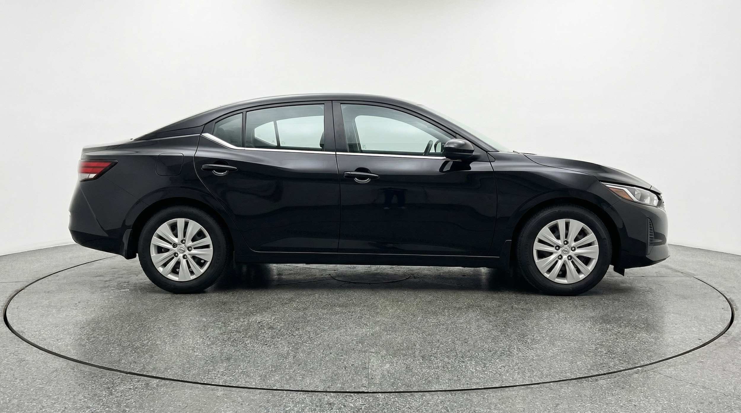 Thumbnail: 2025 Nissan Sentra - 8