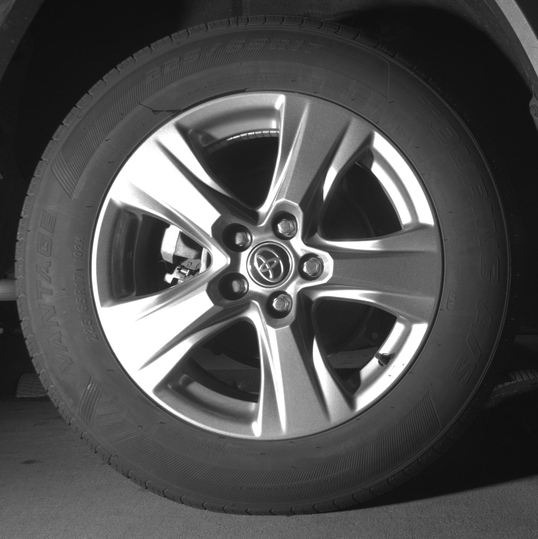 Thumbnail: 2025 Toyota RAV4 - 12