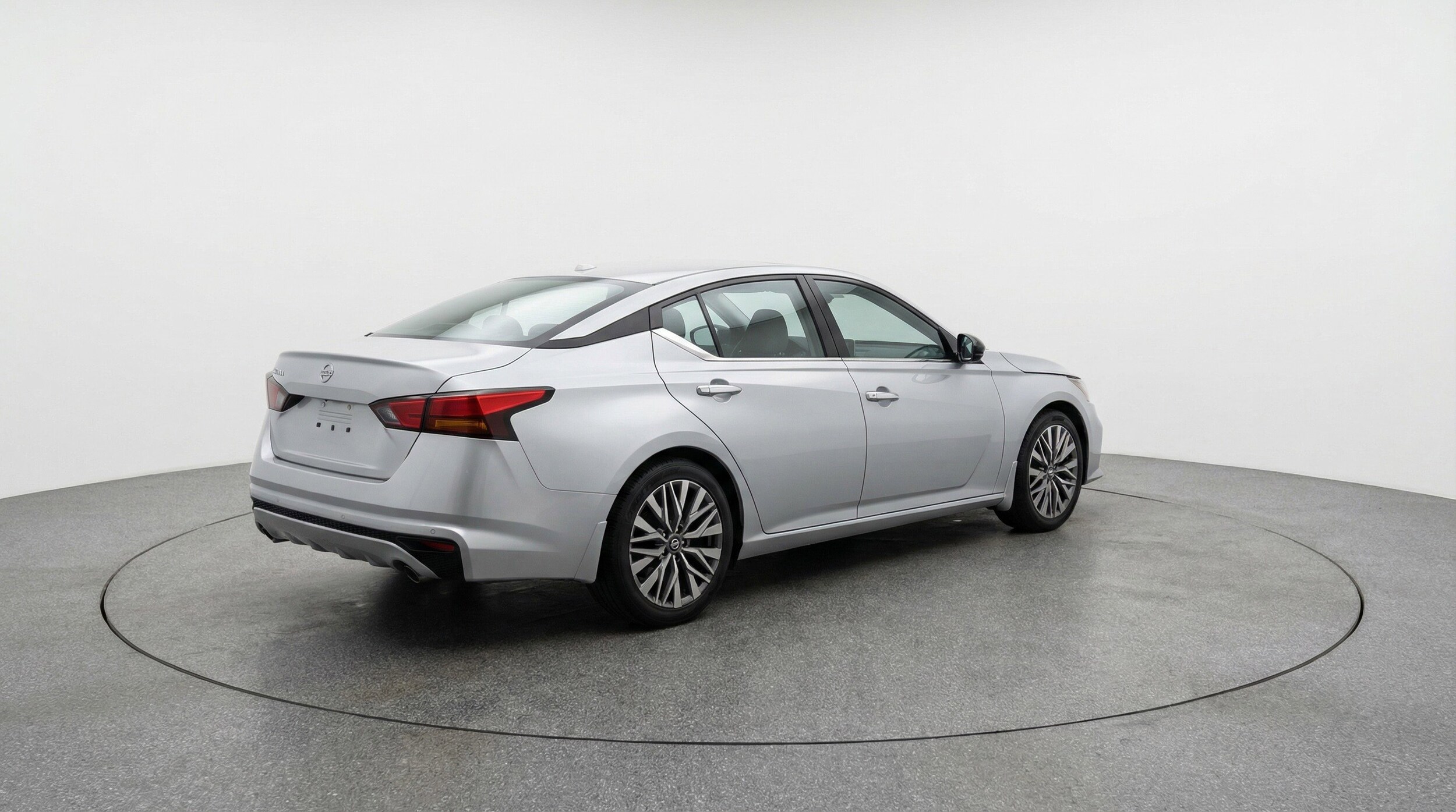 Thumbnail: 2025 Nissan Altima - 9