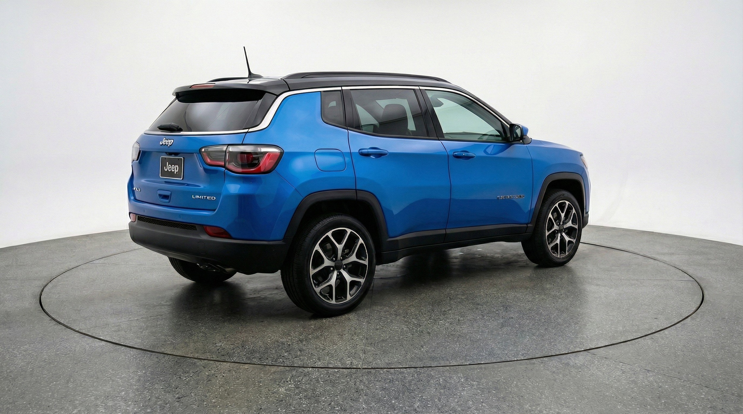 Thumbnail: 2025 Jeep Compass - 9