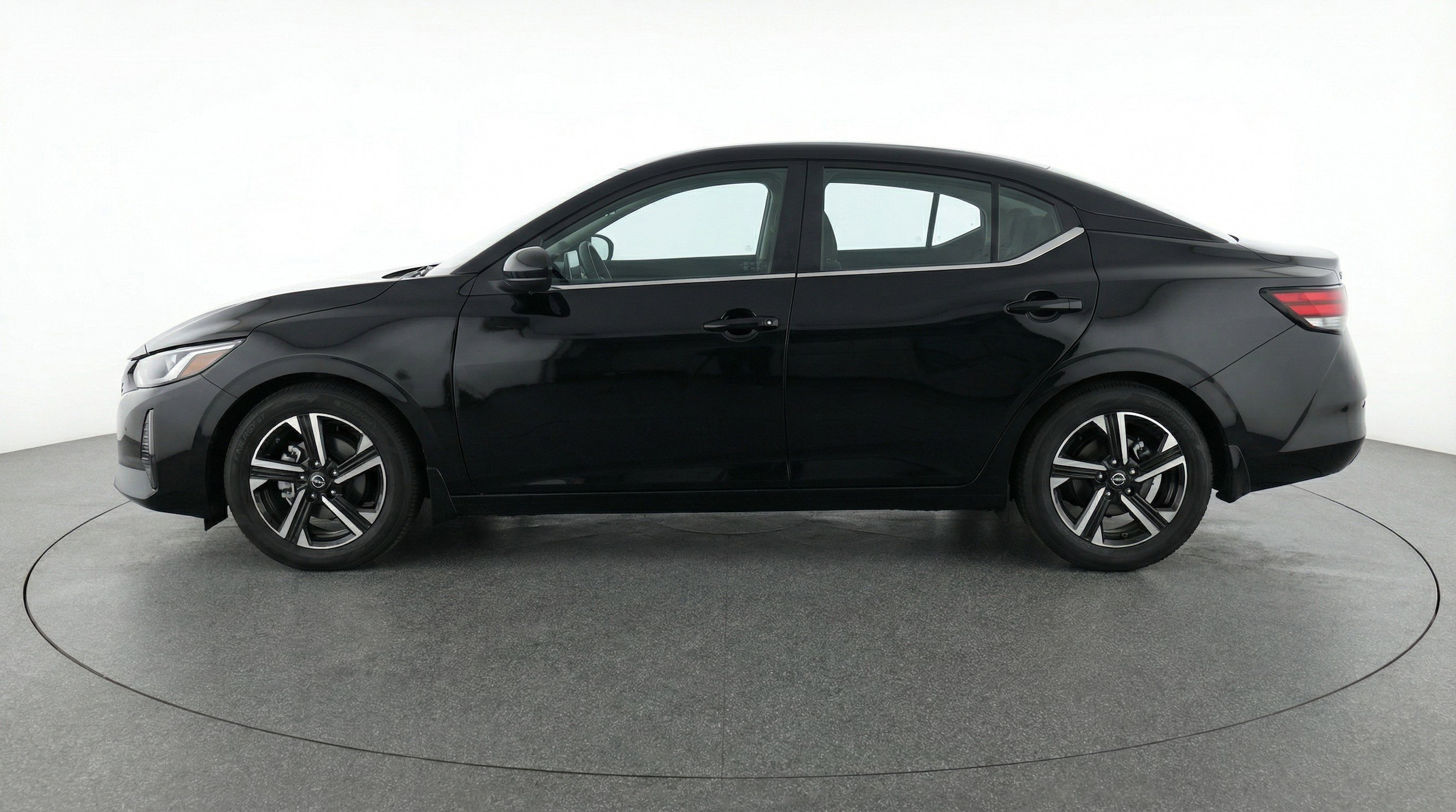 Thumbnail: 2025 Nissan Sentra - 5