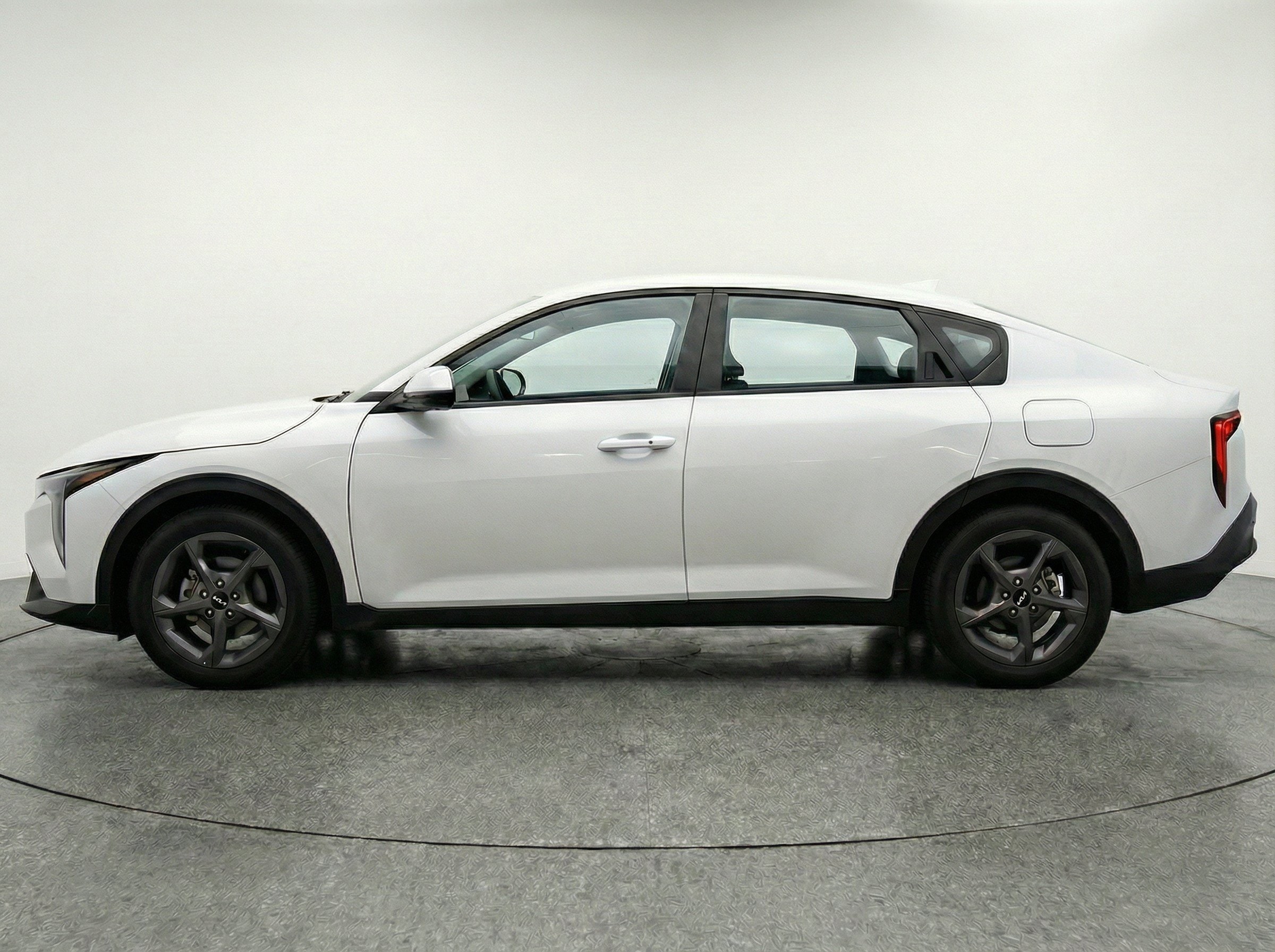 Thumbnail: 2025 Kia K4 - 5