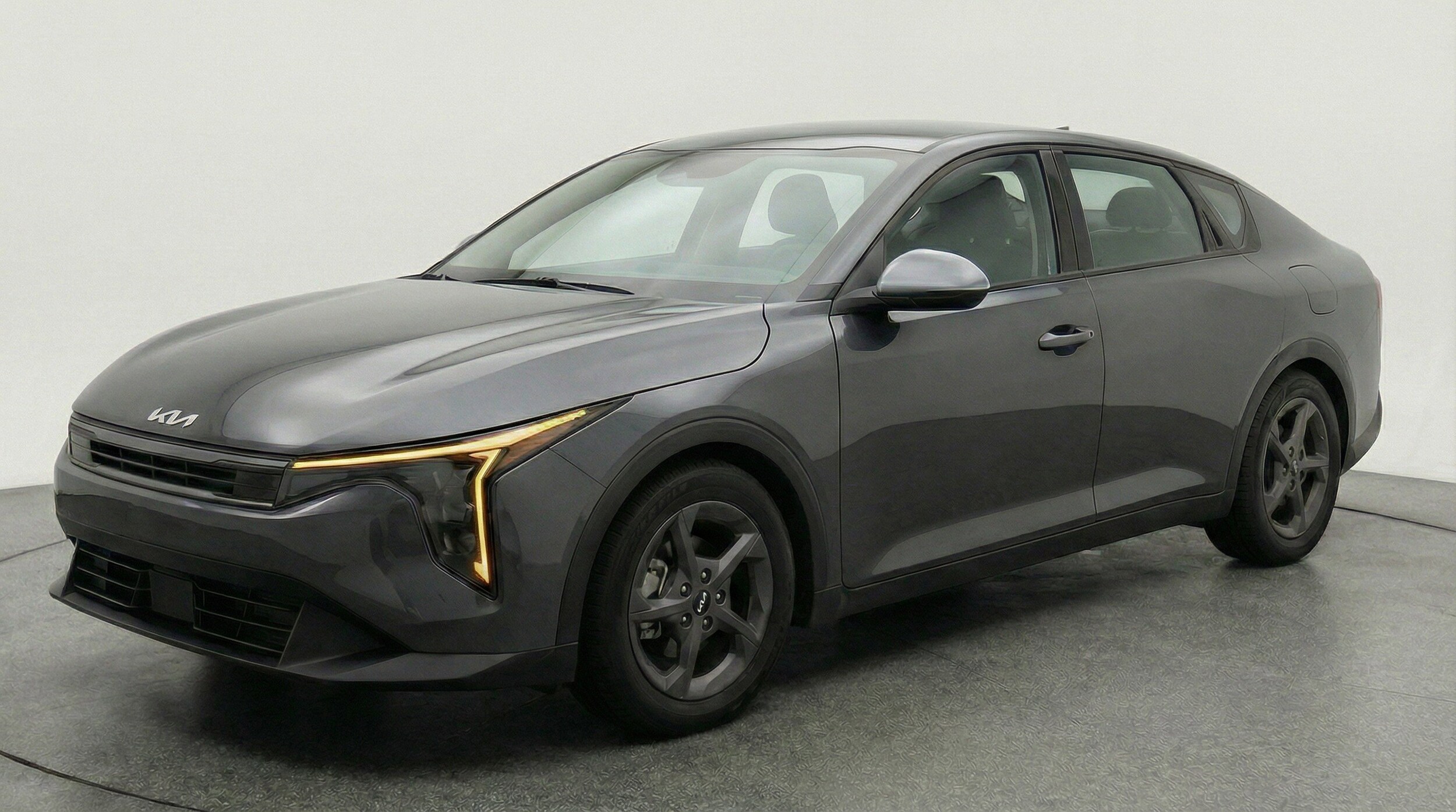 Thumbnail: 2025 Kia K4 - 3