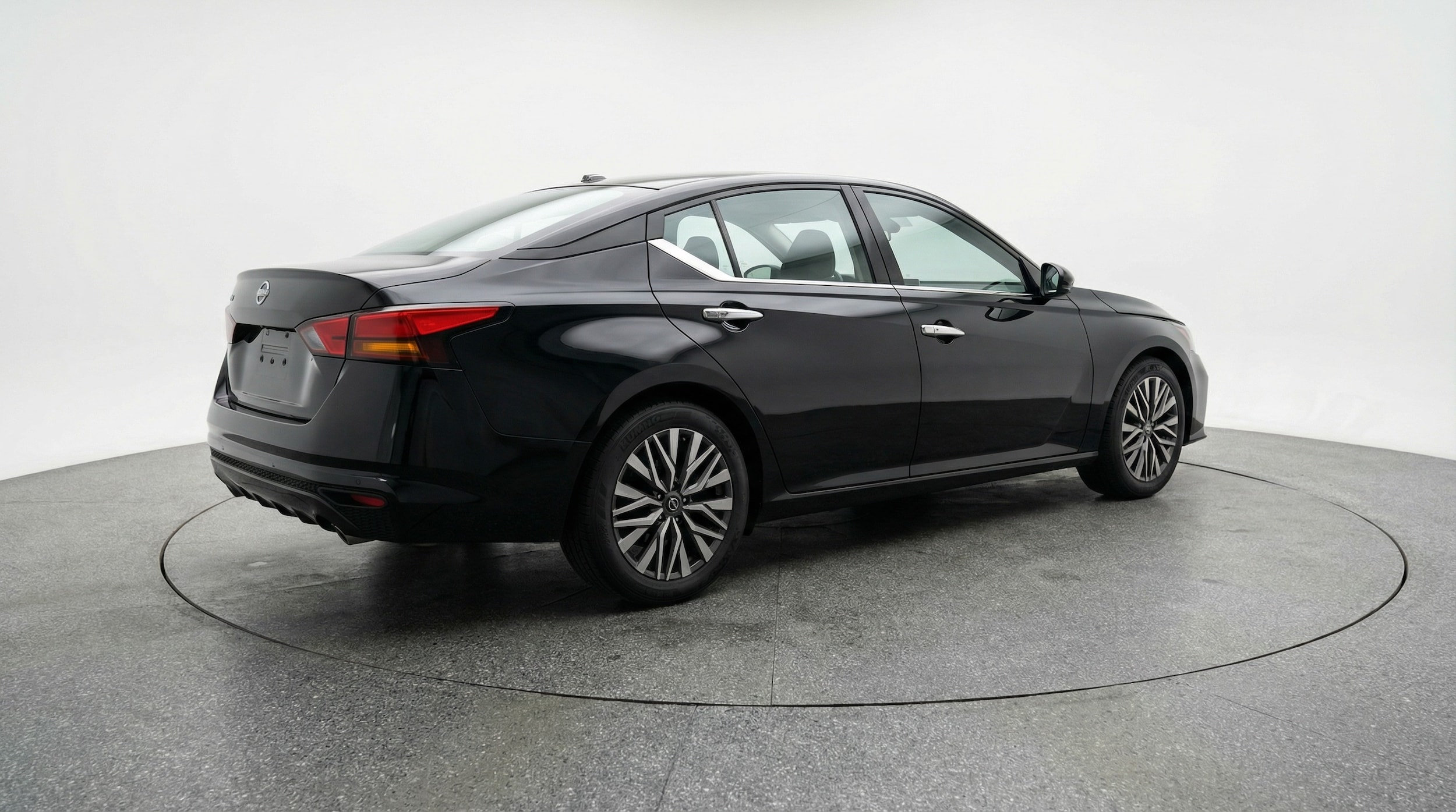 Thumbnail: 2025 Nissan Altima - 7