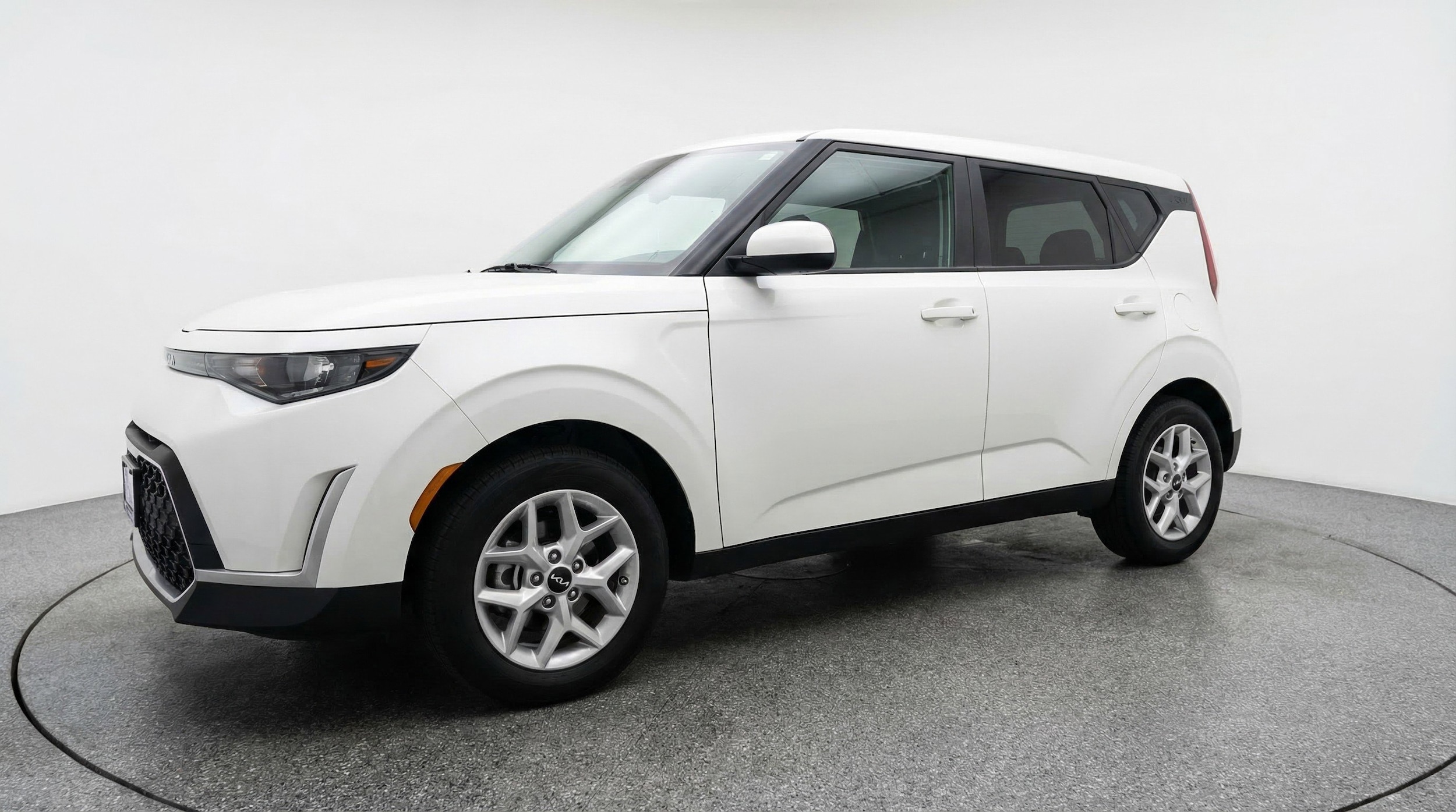 Thumbnail: 2025 Kia Soul - 3