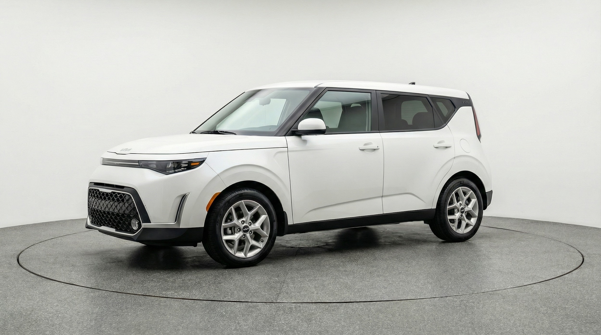 Thumbnail: 2025 Kia Soul - 3