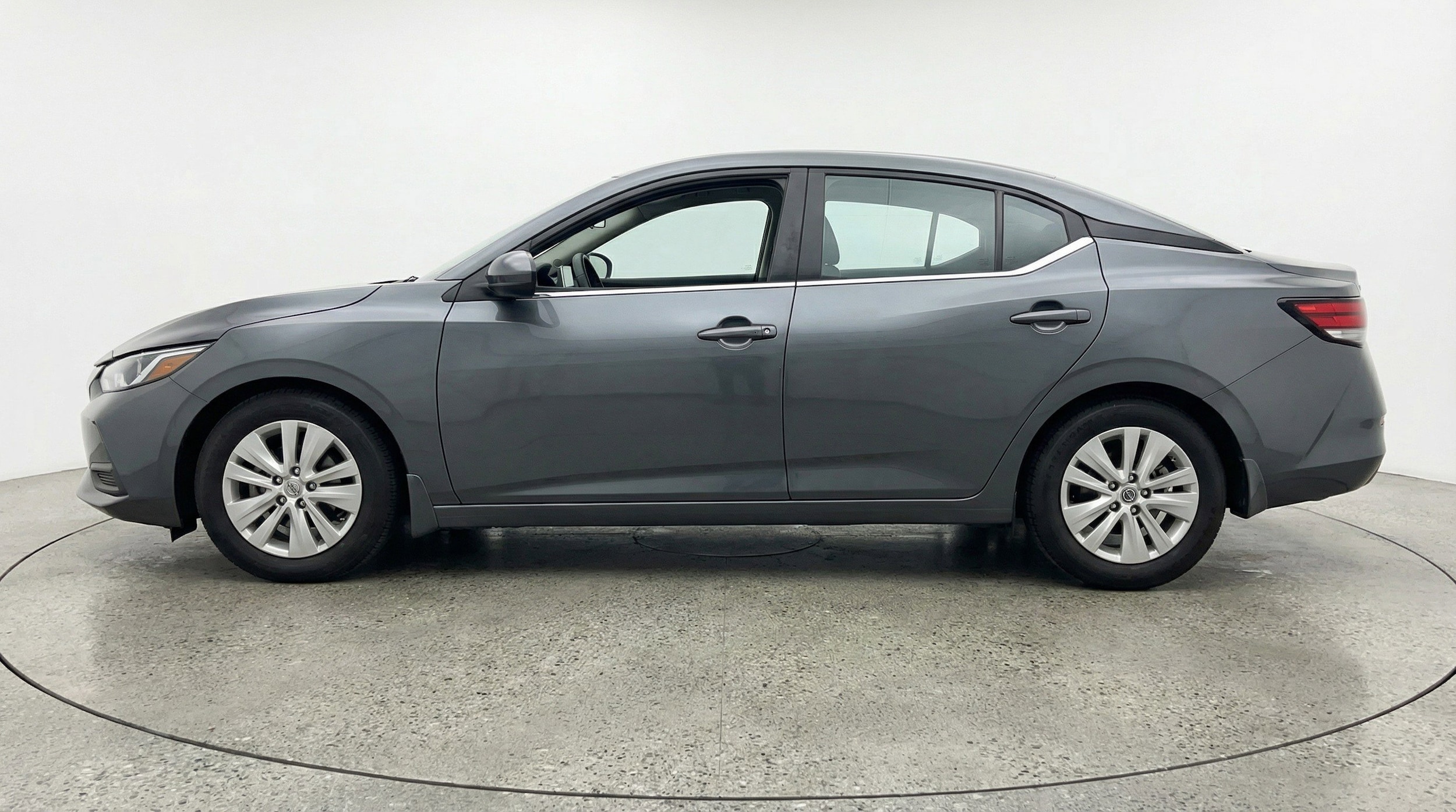 Thumbnail: 2025 Nissan Sentra - 5