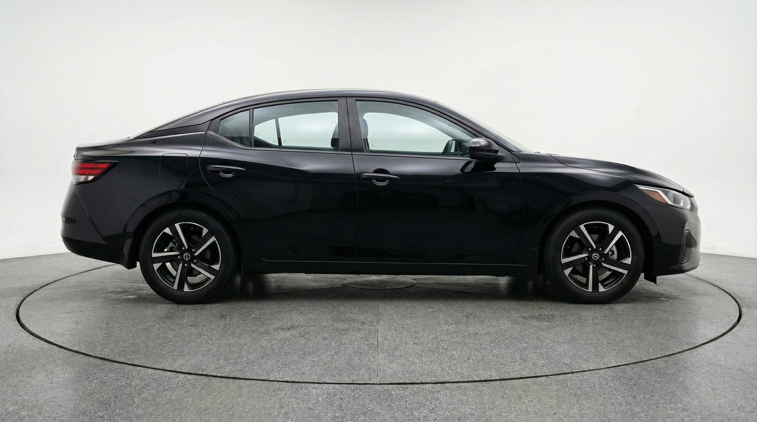 Thumbnail: 2025 Nissan Sentra - 8