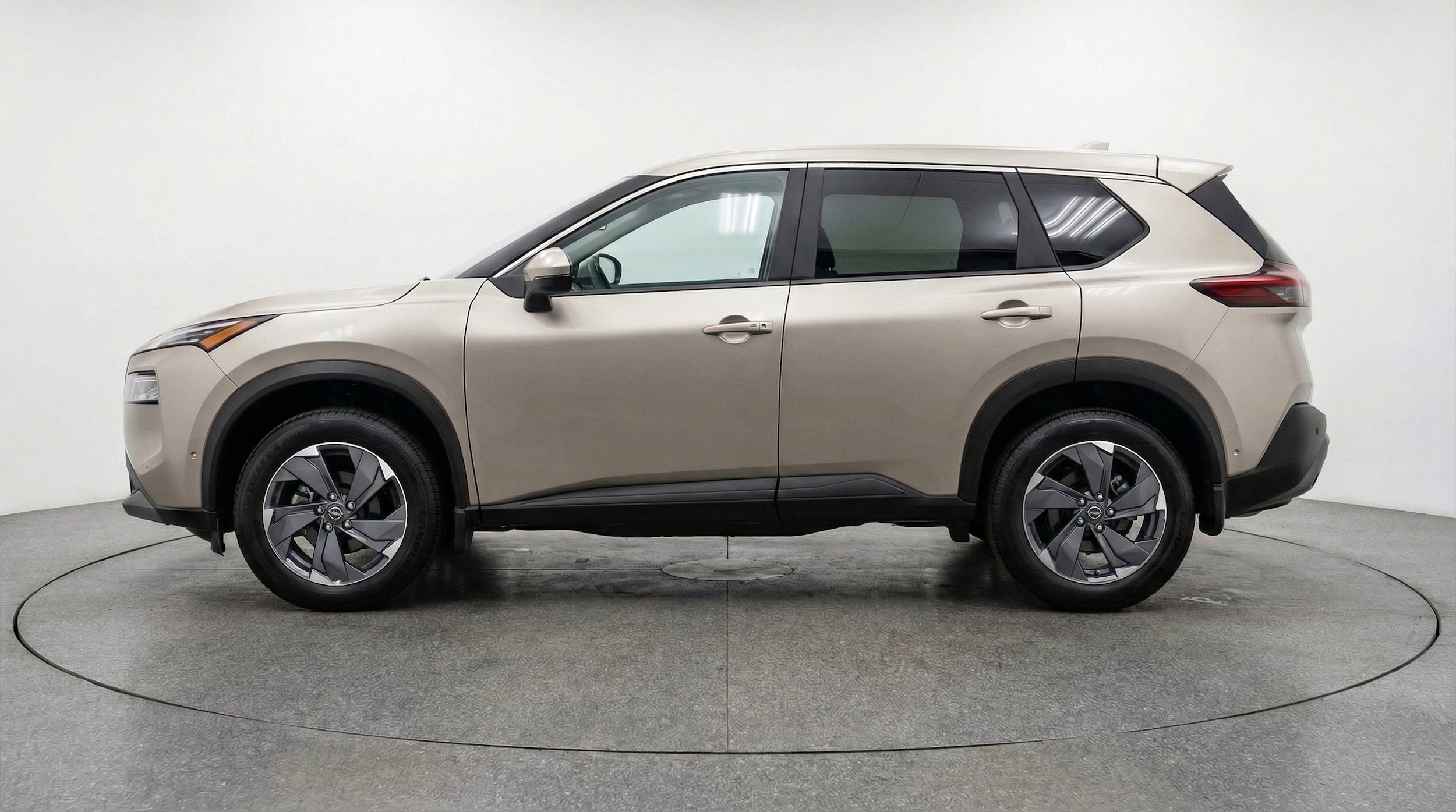 Thumbnail: 2025 Nissan Rogue - 5