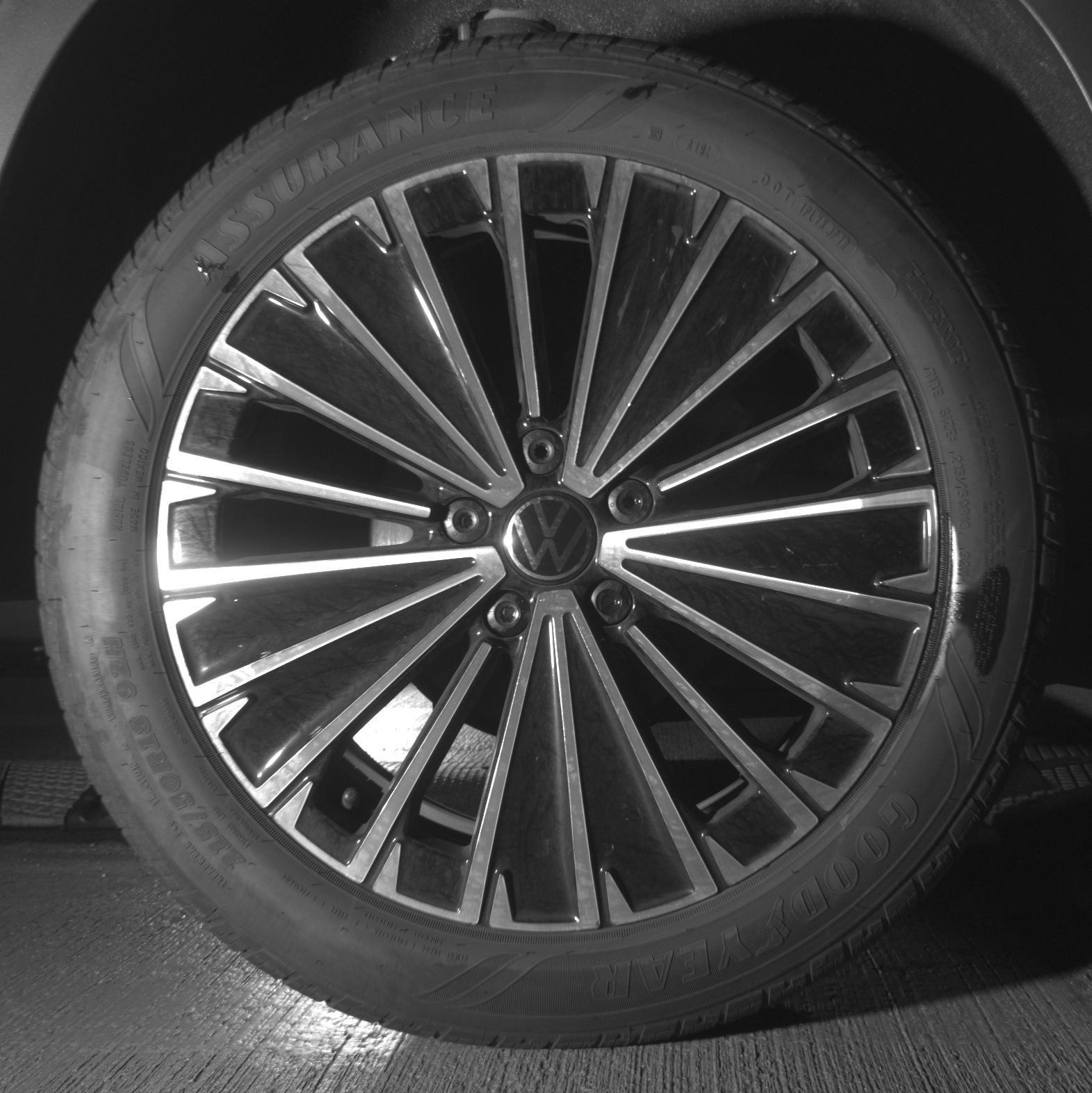 Thumbnail: 2025 Volkswagen Taos - 15