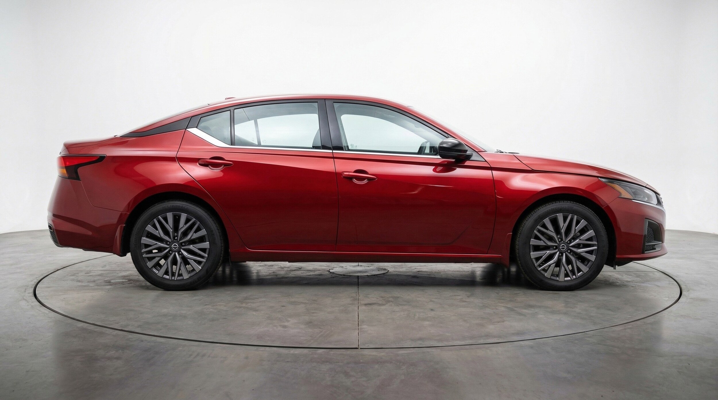 Thumbnail: 2025 Nissan Altima - 11