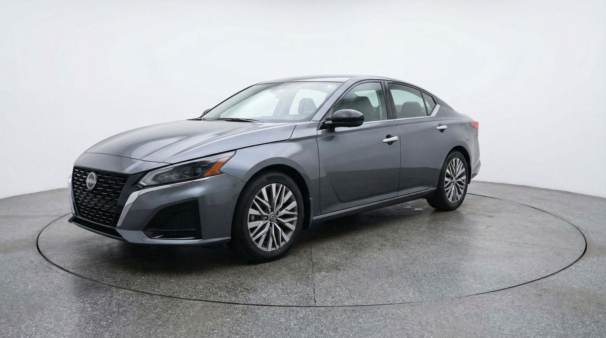 Thumbnail: 2025 Nissan Altima - 3