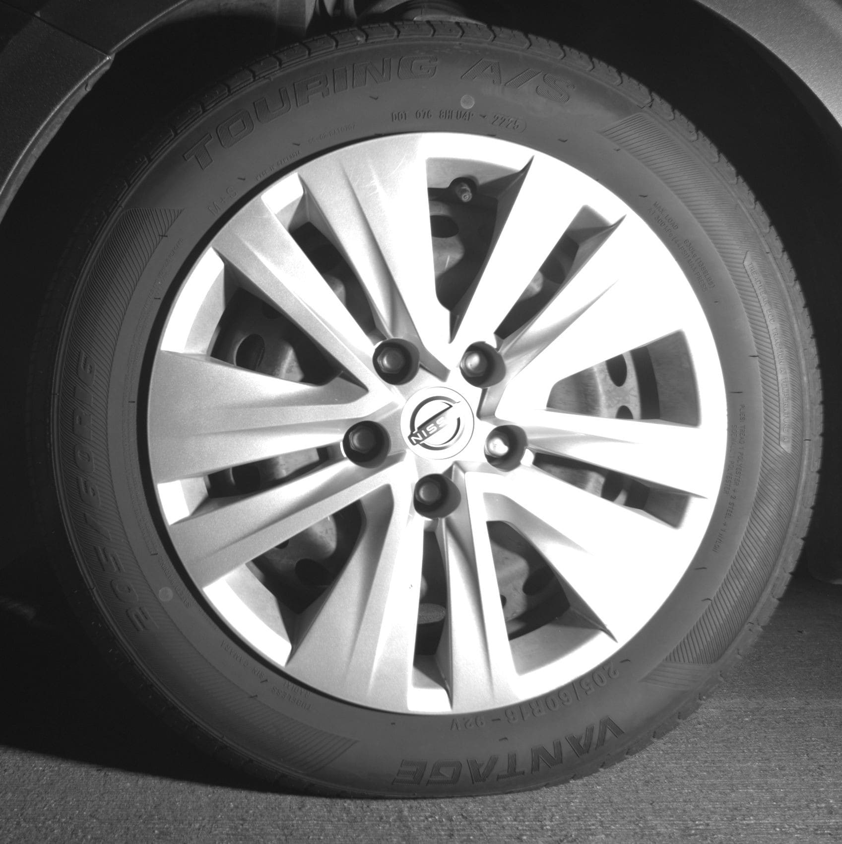 Thumbnail: 2025 Nissan Sentra - 9