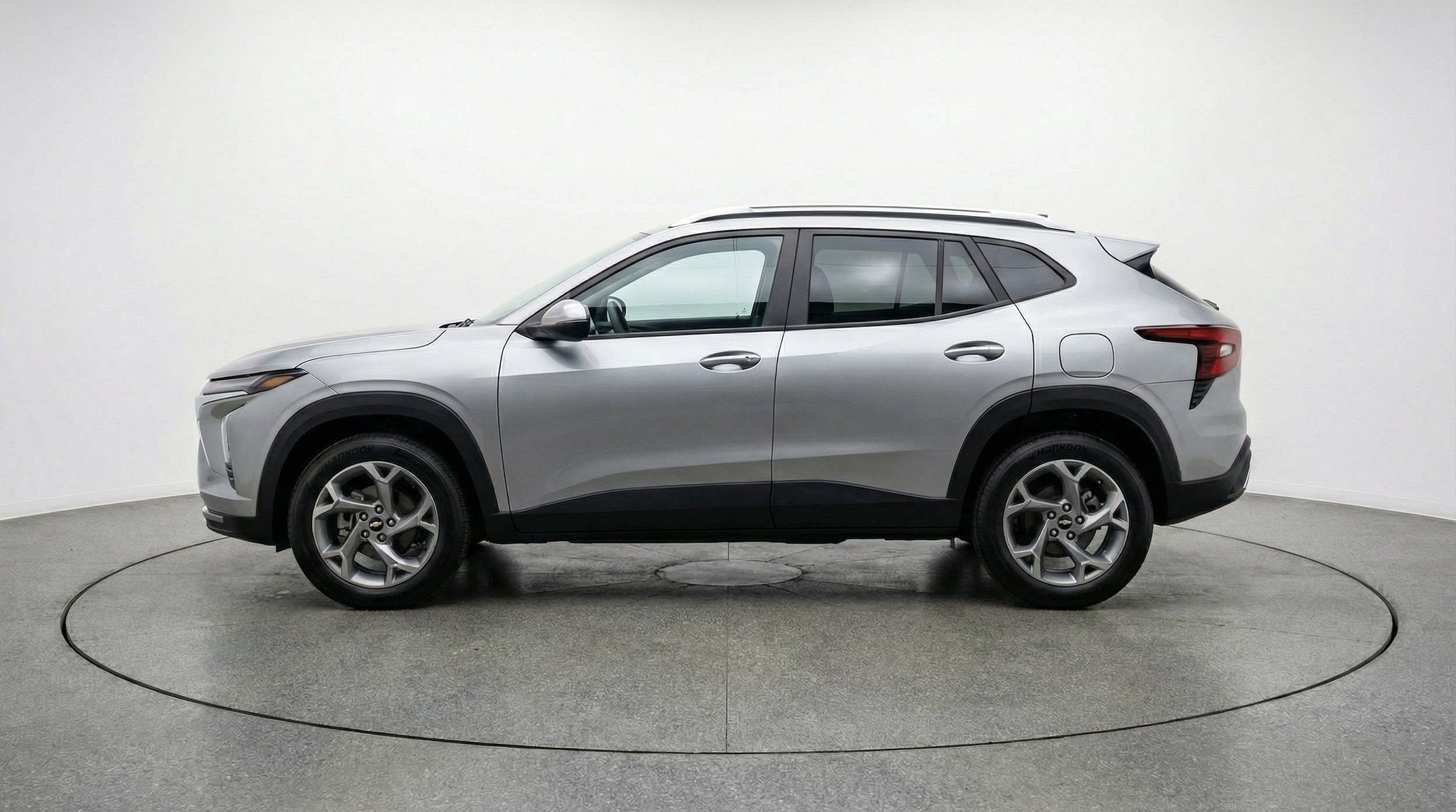 Thumbnail: 2025 Chevrolet Trax - 5