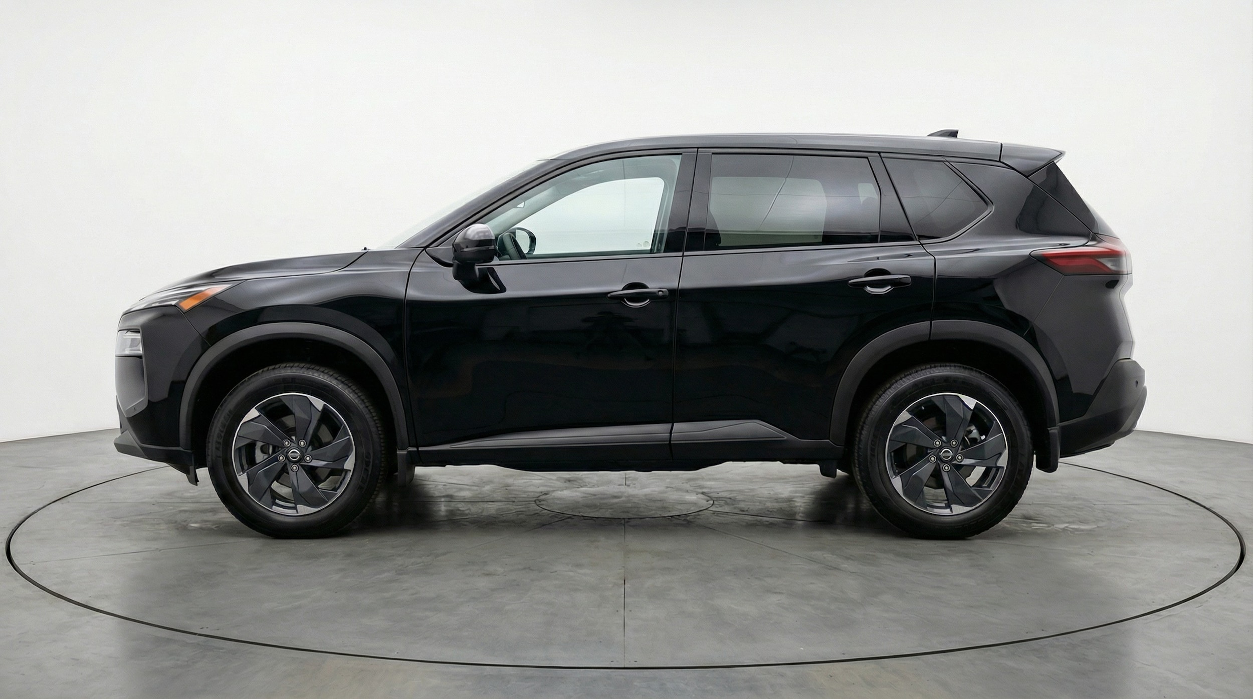 Thumbnail: 2025 Nissan Rogue - 4