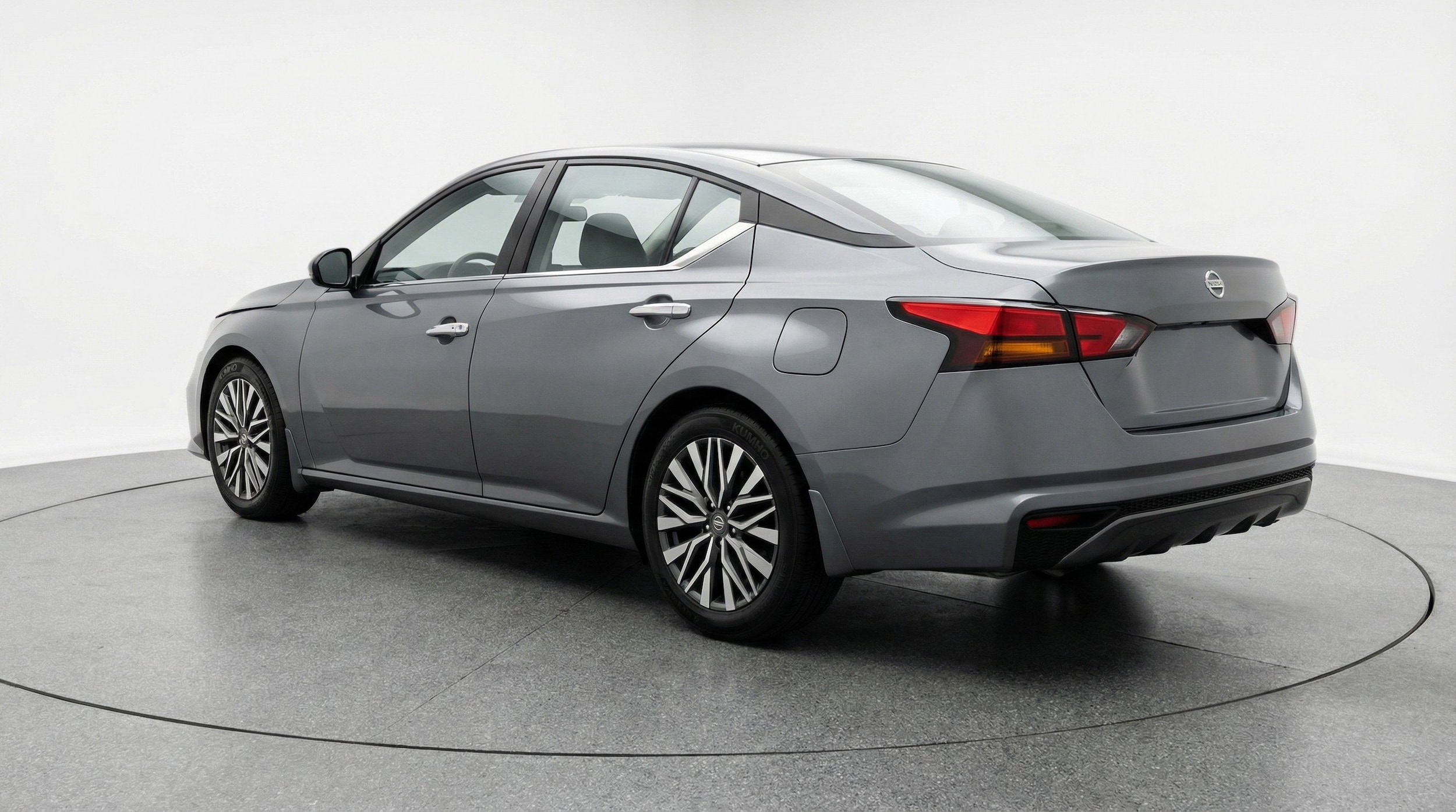 Thumbnail: 2025 Nissan Altima - 6