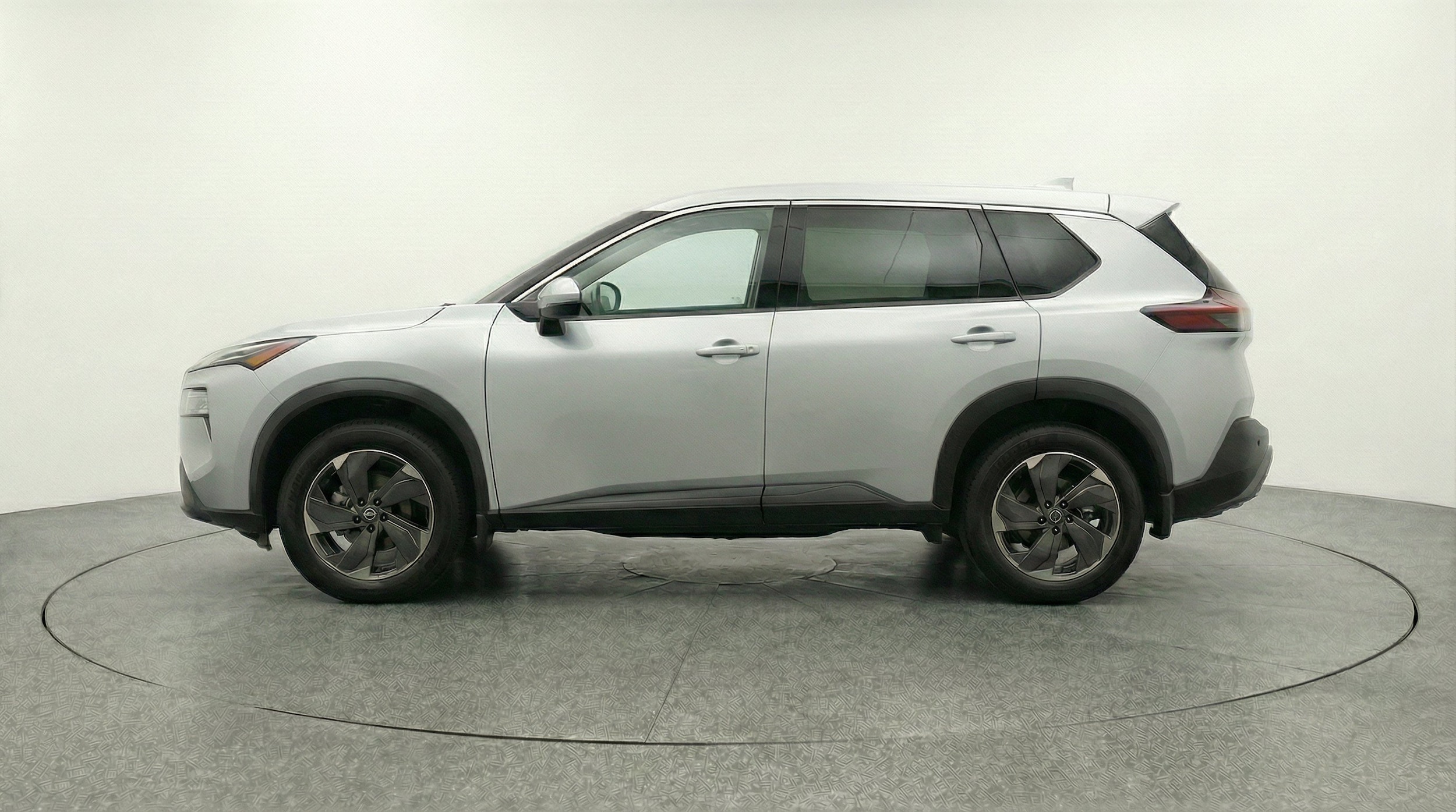 Thumbnail: 2025 Nissan Rogue - 5