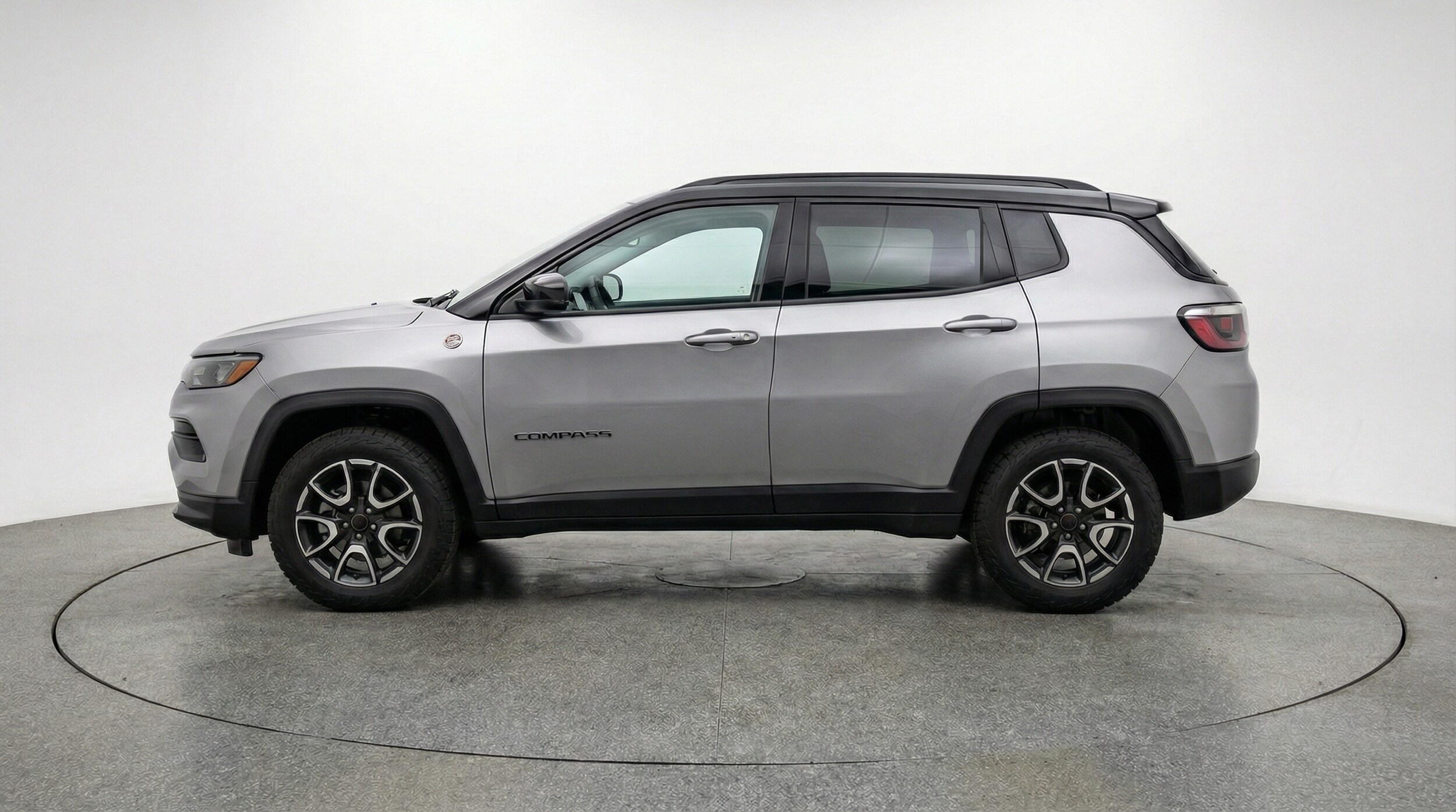 Thumbnail: 2025 Jeep Compass - 4