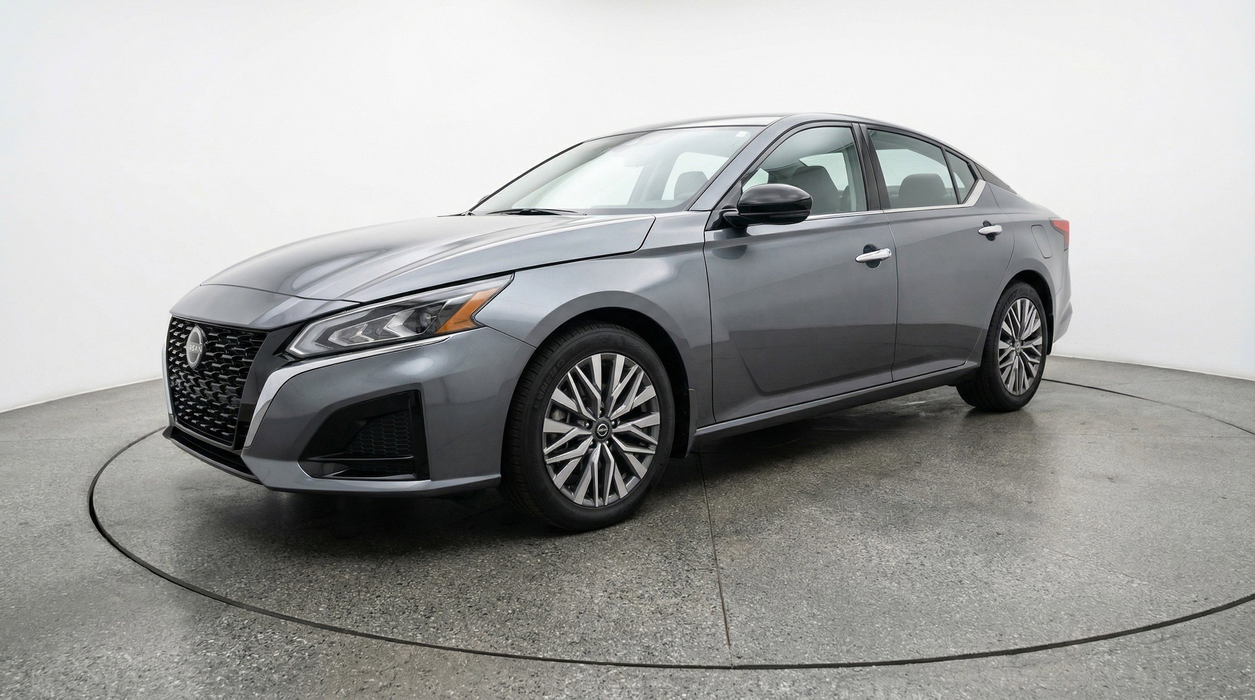 Thumbnail: 2025 Nissan Altima - 3