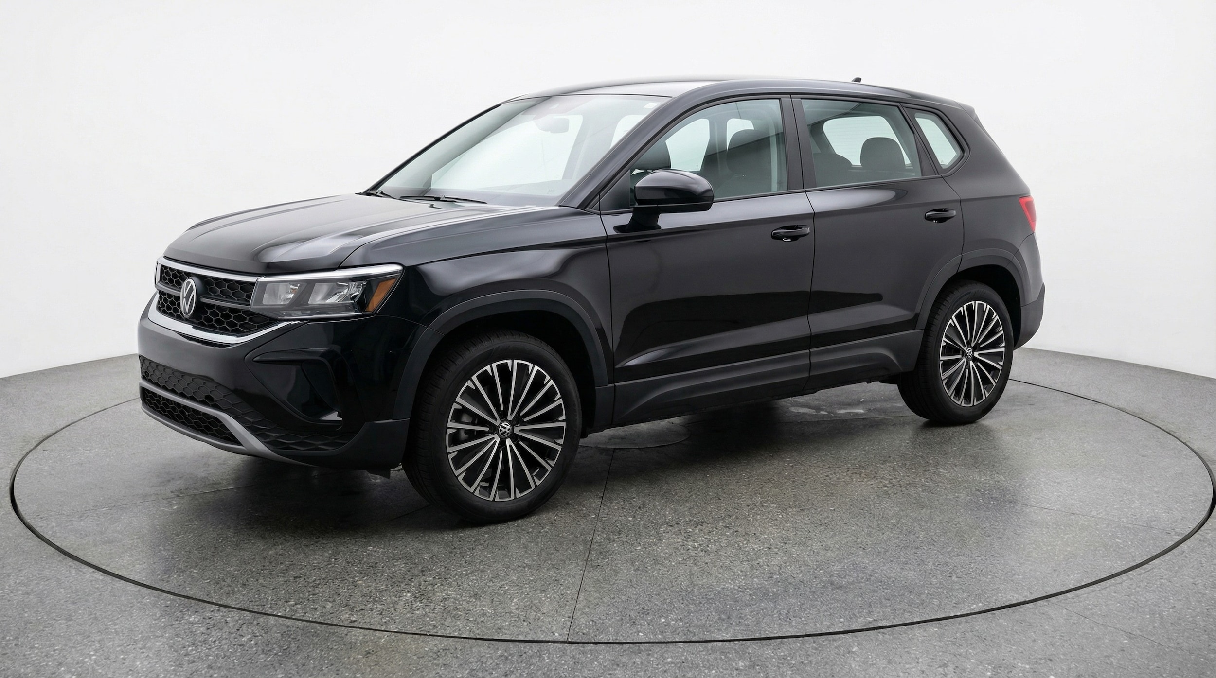 Thumbnail: 2025 Volkswagen Taos - 3