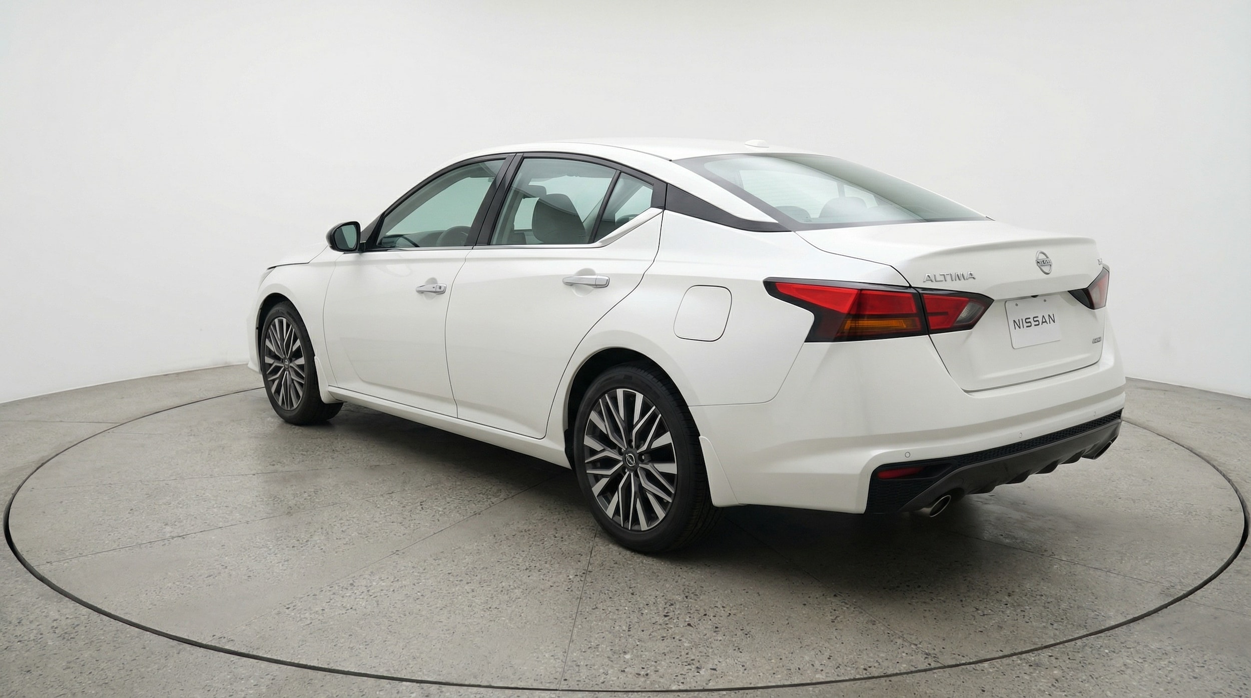 Thumbnail: 2025 Nissan Altima - 5