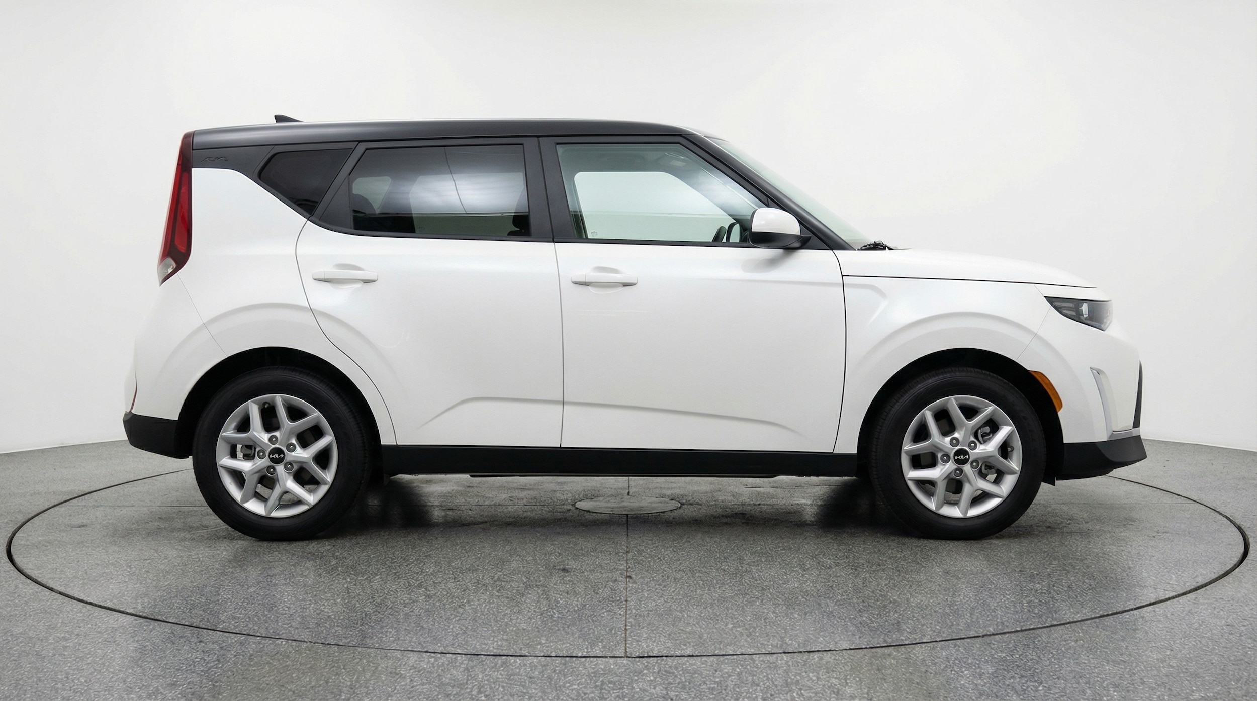 Thumbnail: 2025 Kia Soul - 8