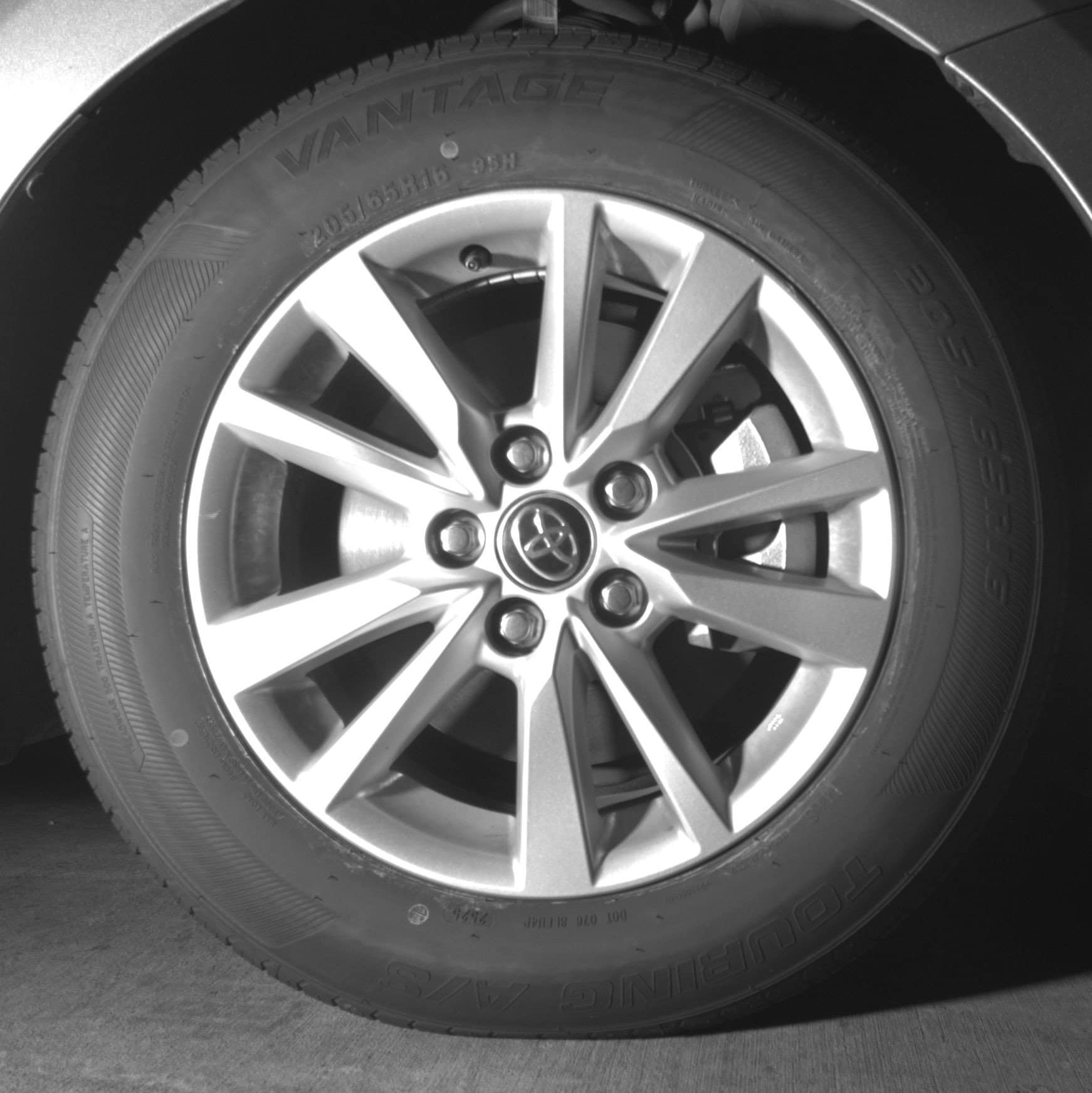 Thumbnail: 2025 Toyota Camry - 13