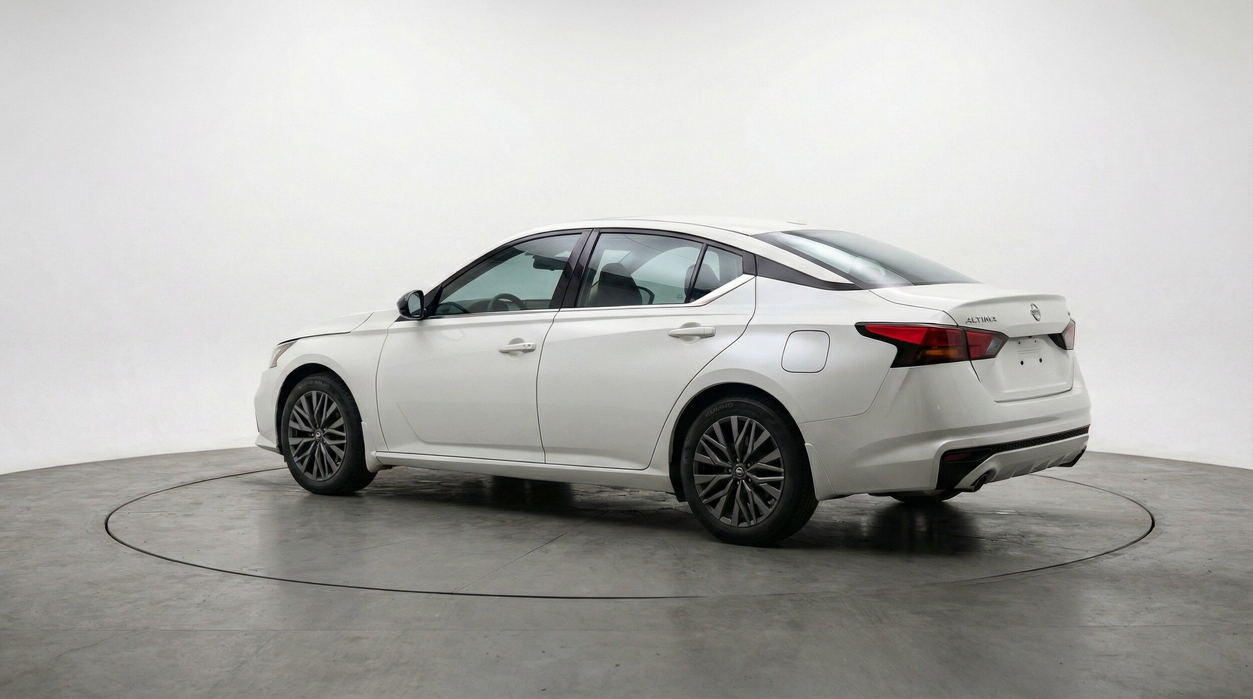 Thumbnail: 2025 Nissan Altima - 6