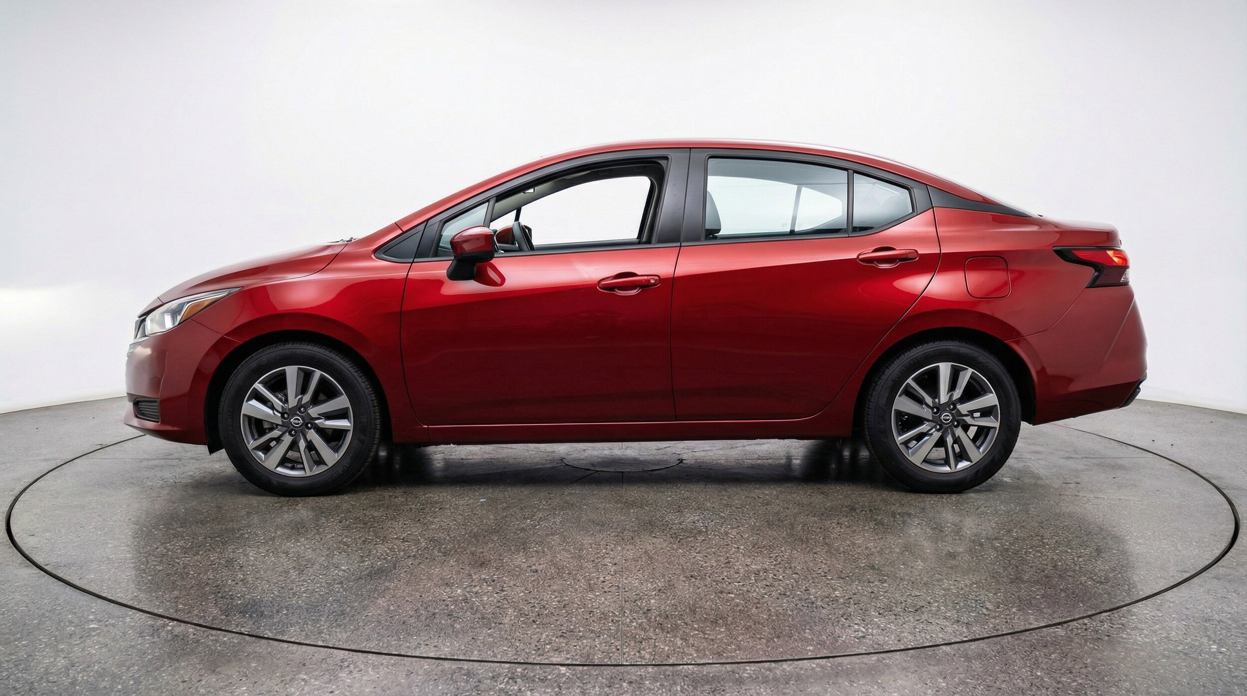Thumbnail: 2025 Nissan Versa - 5