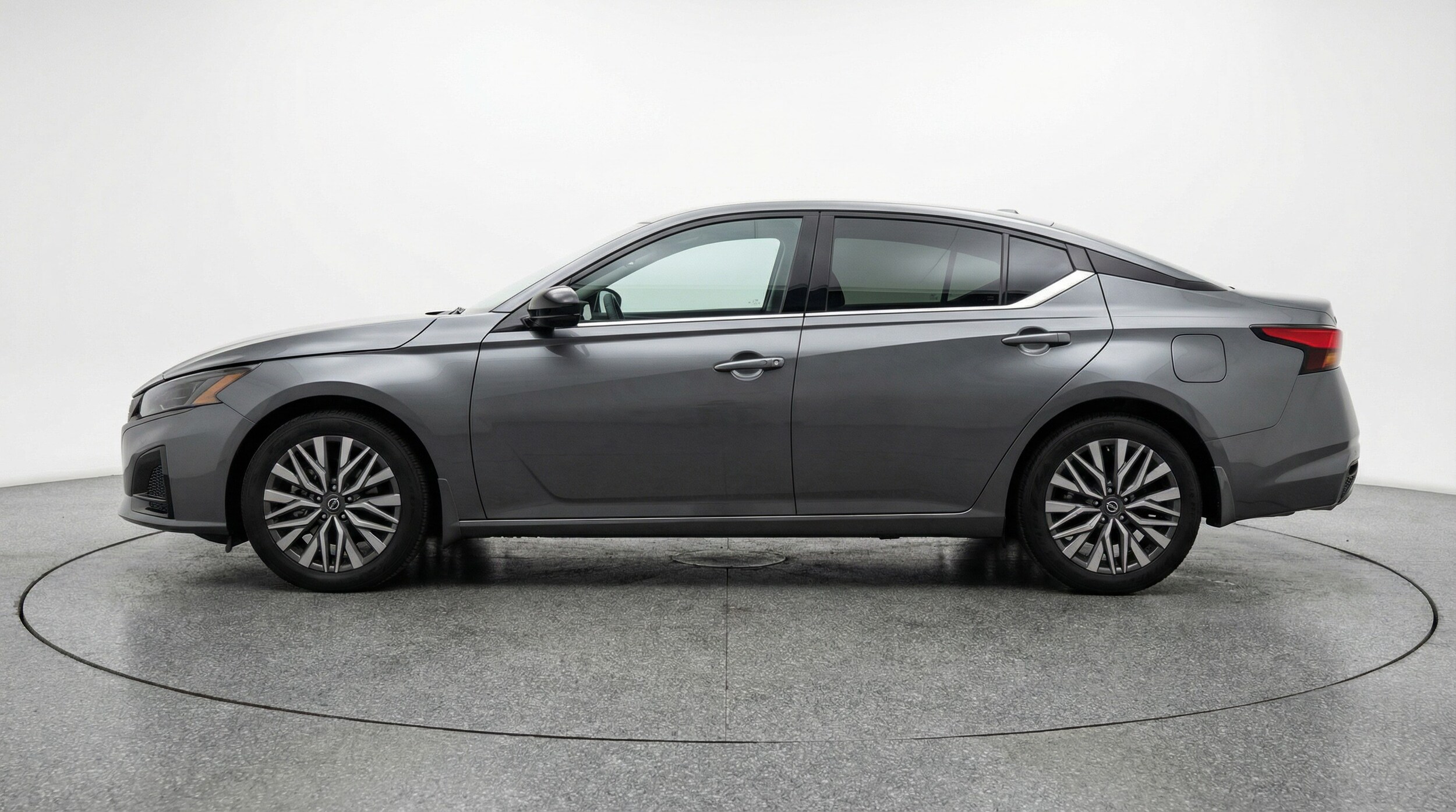 Thumbnail: 2025 Nissan Altima - 4