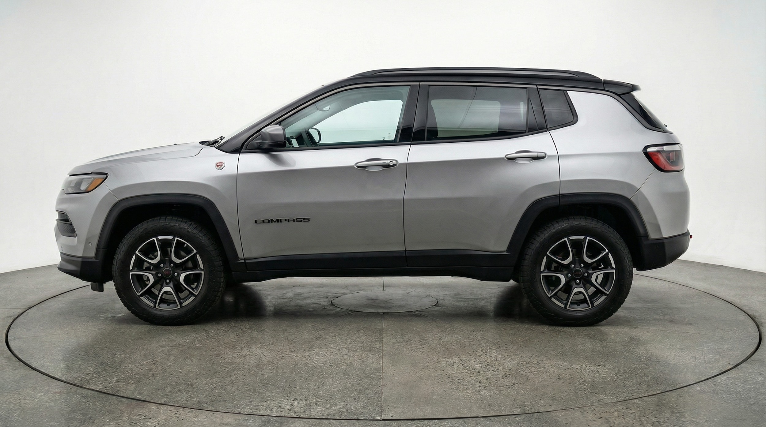 Thumbnail: 2025 Jeep Compass - 4