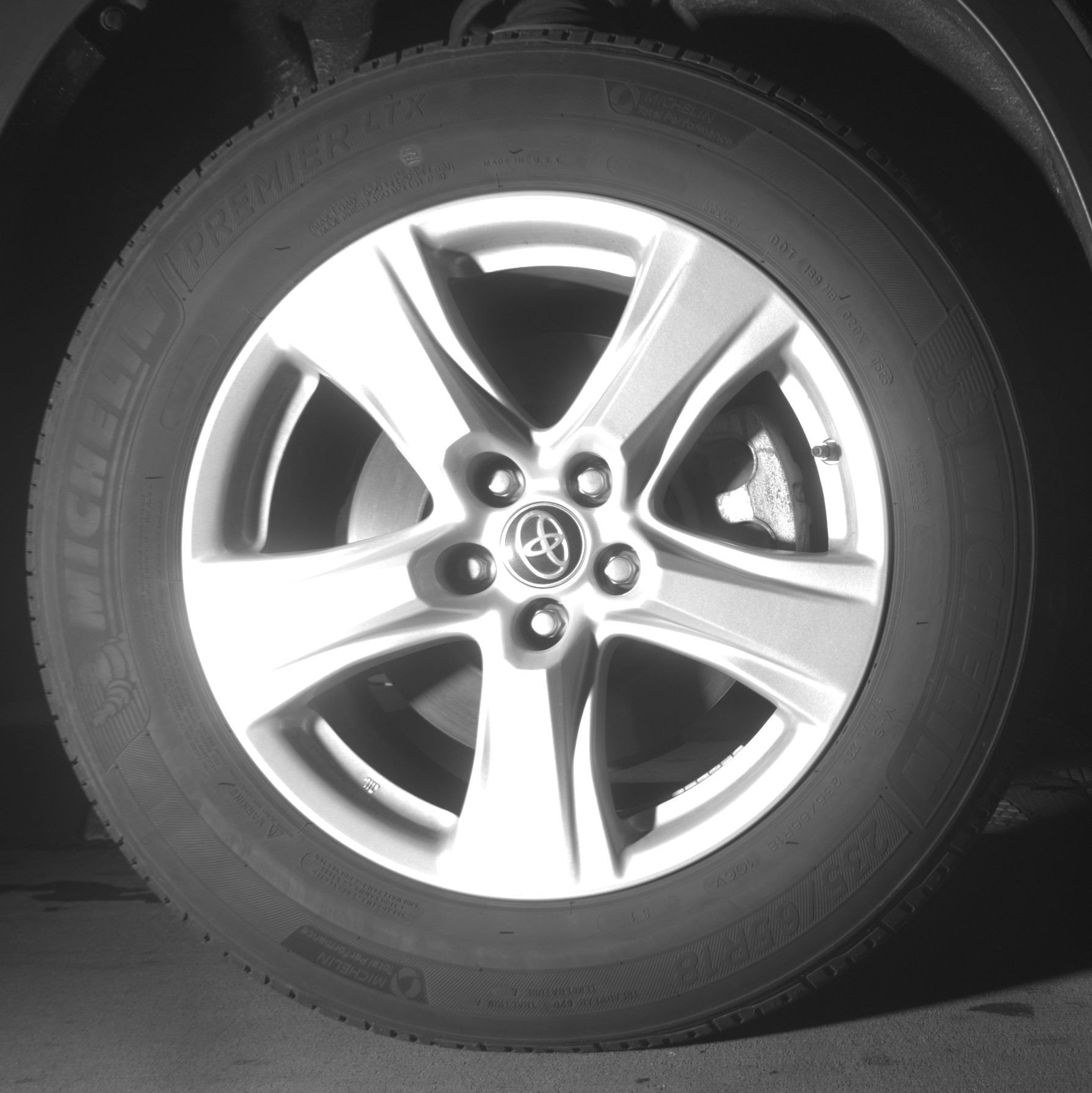 Thumbnail: 2025 Toyota Highlander - 13