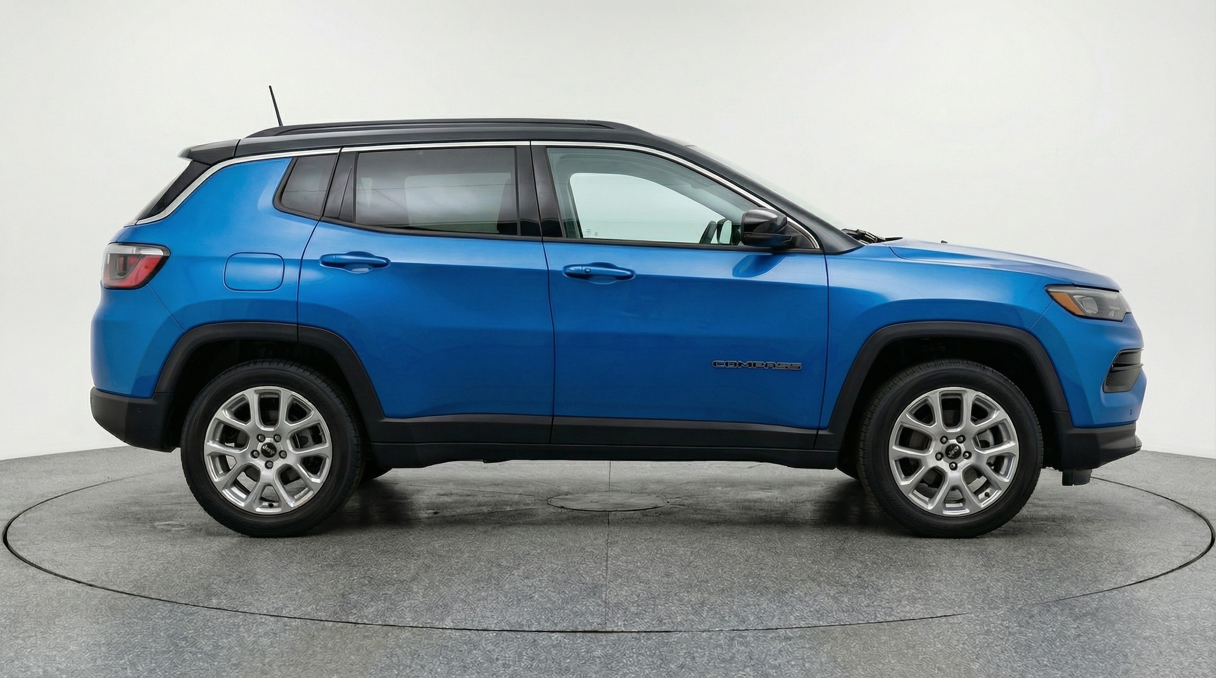 Thumbnail: 2025 Jeep Compass - 8