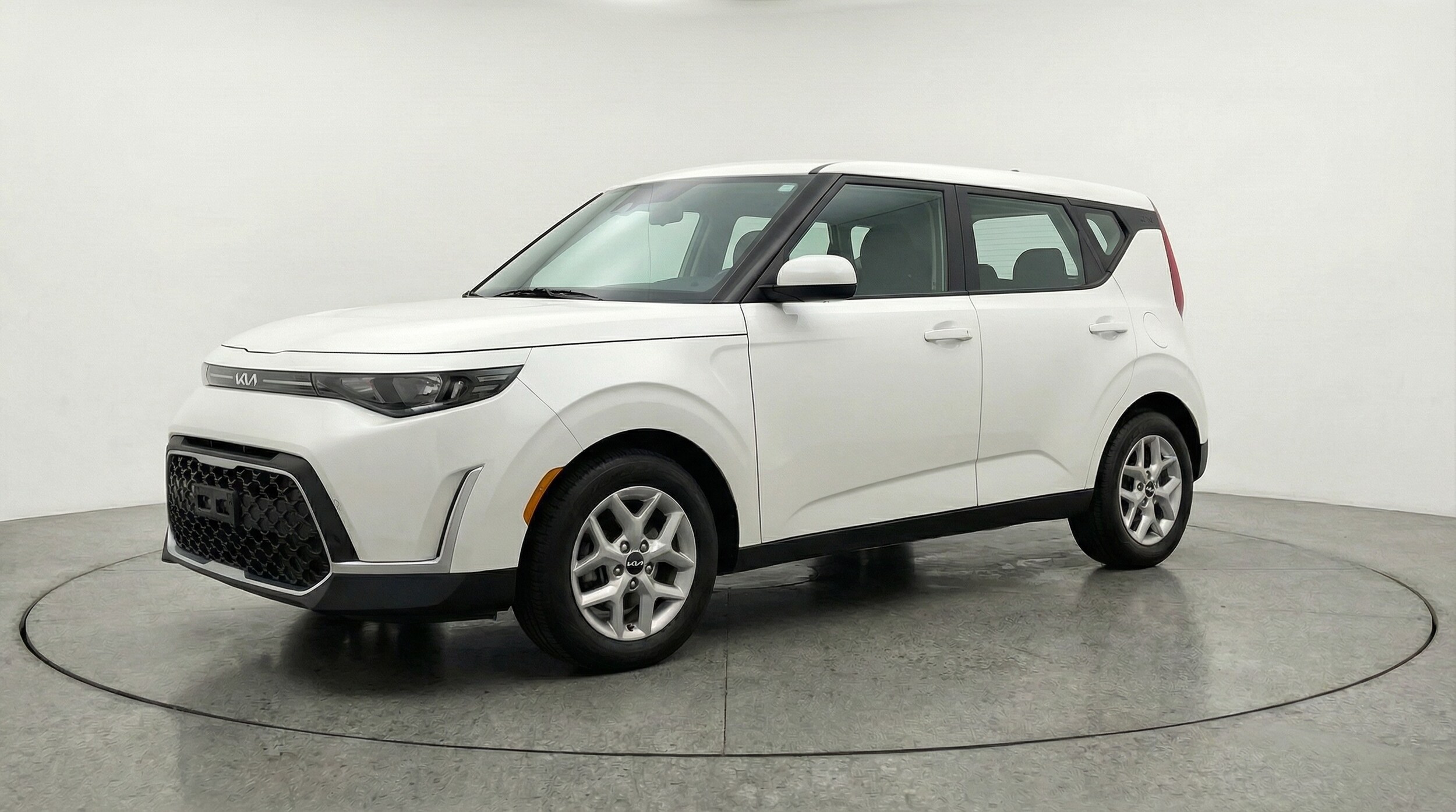 Thumbnail: 2025 Kia Soul - 3