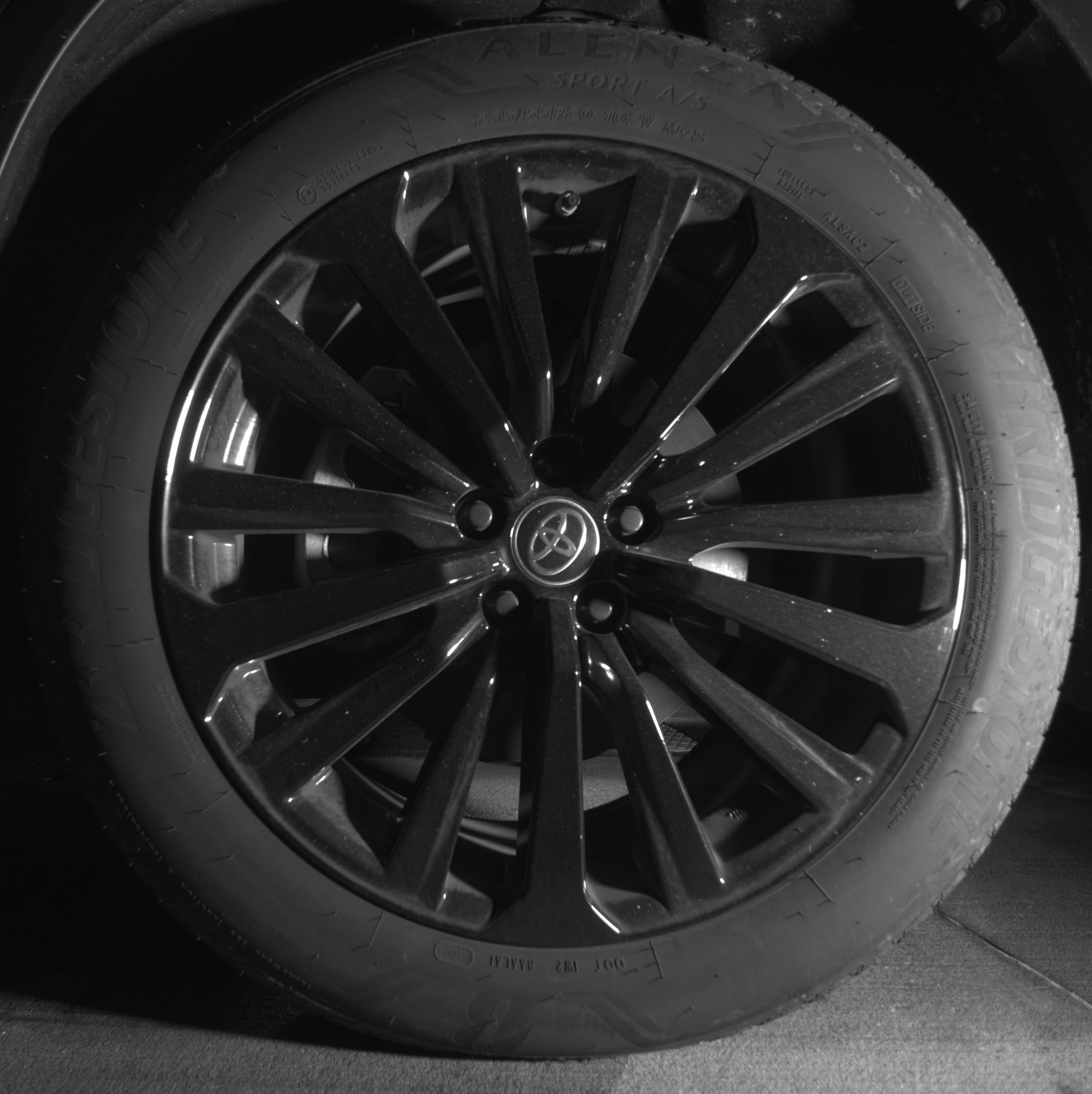 Thumbnail: 2025 Toyota Highlander - 12