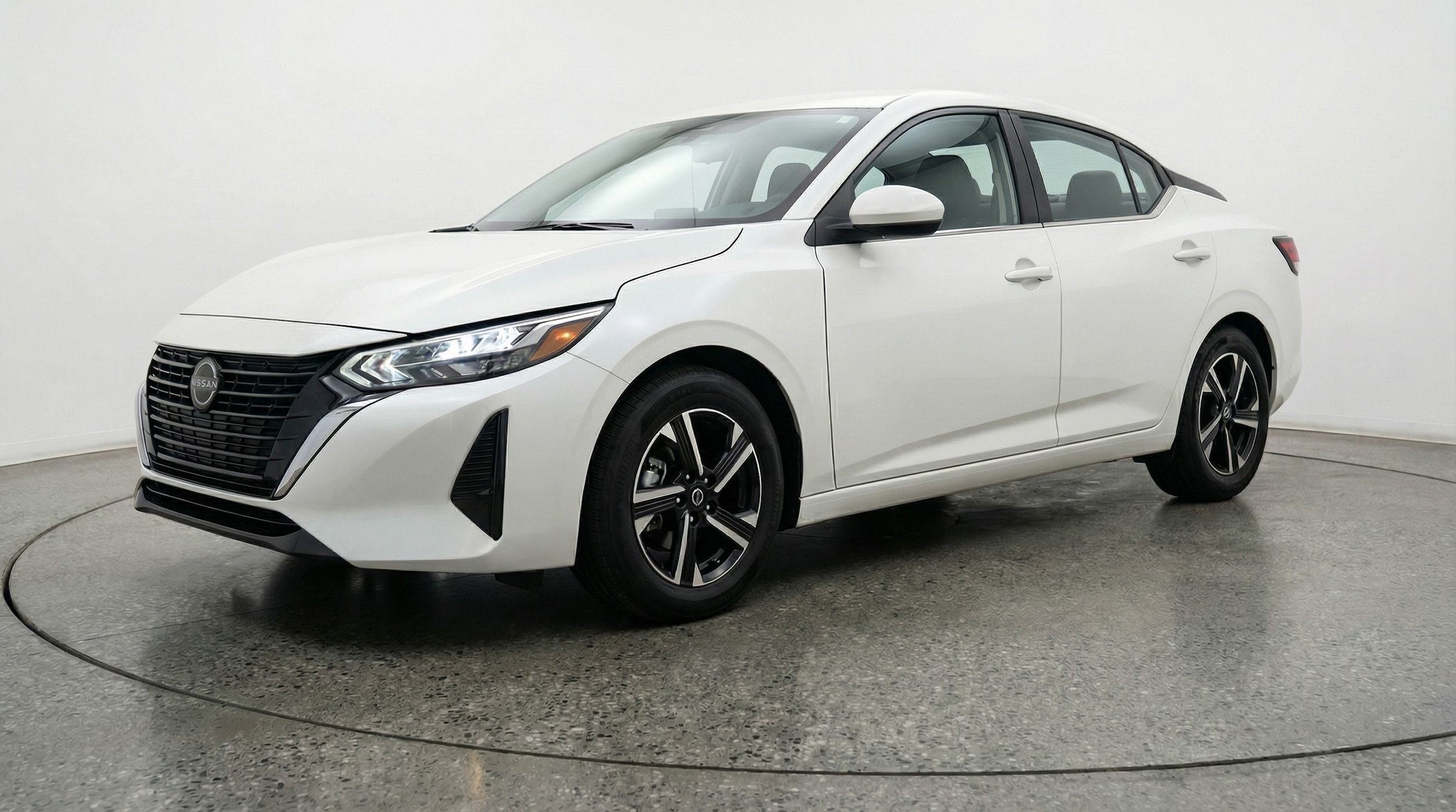 Thumbnail: 2025 Nissan Sentra - 3