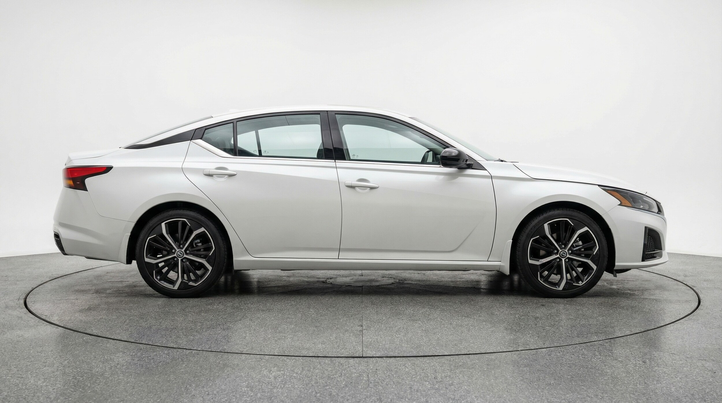 Thumbnail: 2025 Nissan Altima - 8