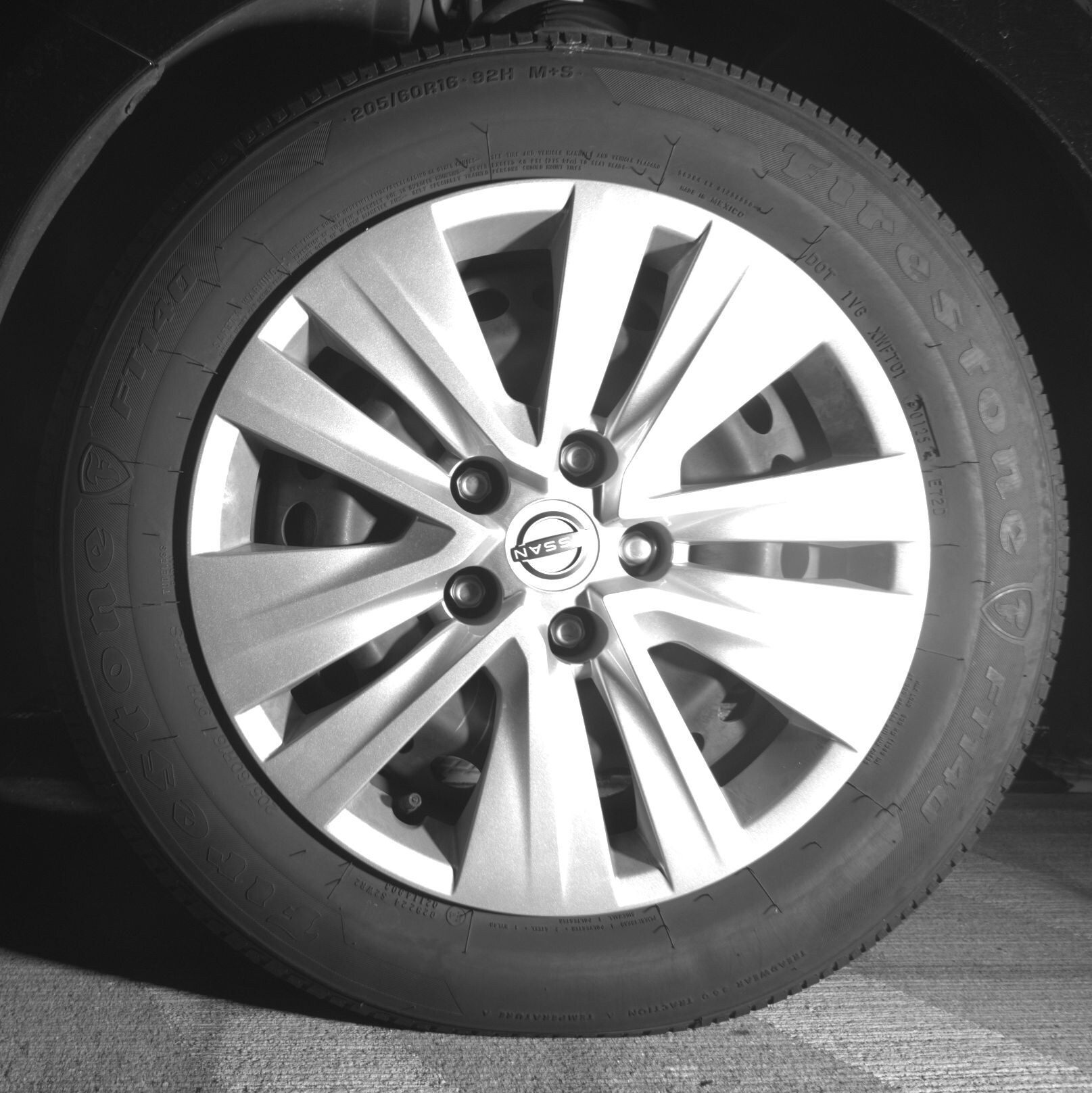 Thumbnail: 2025 Nissan Sentra - 9