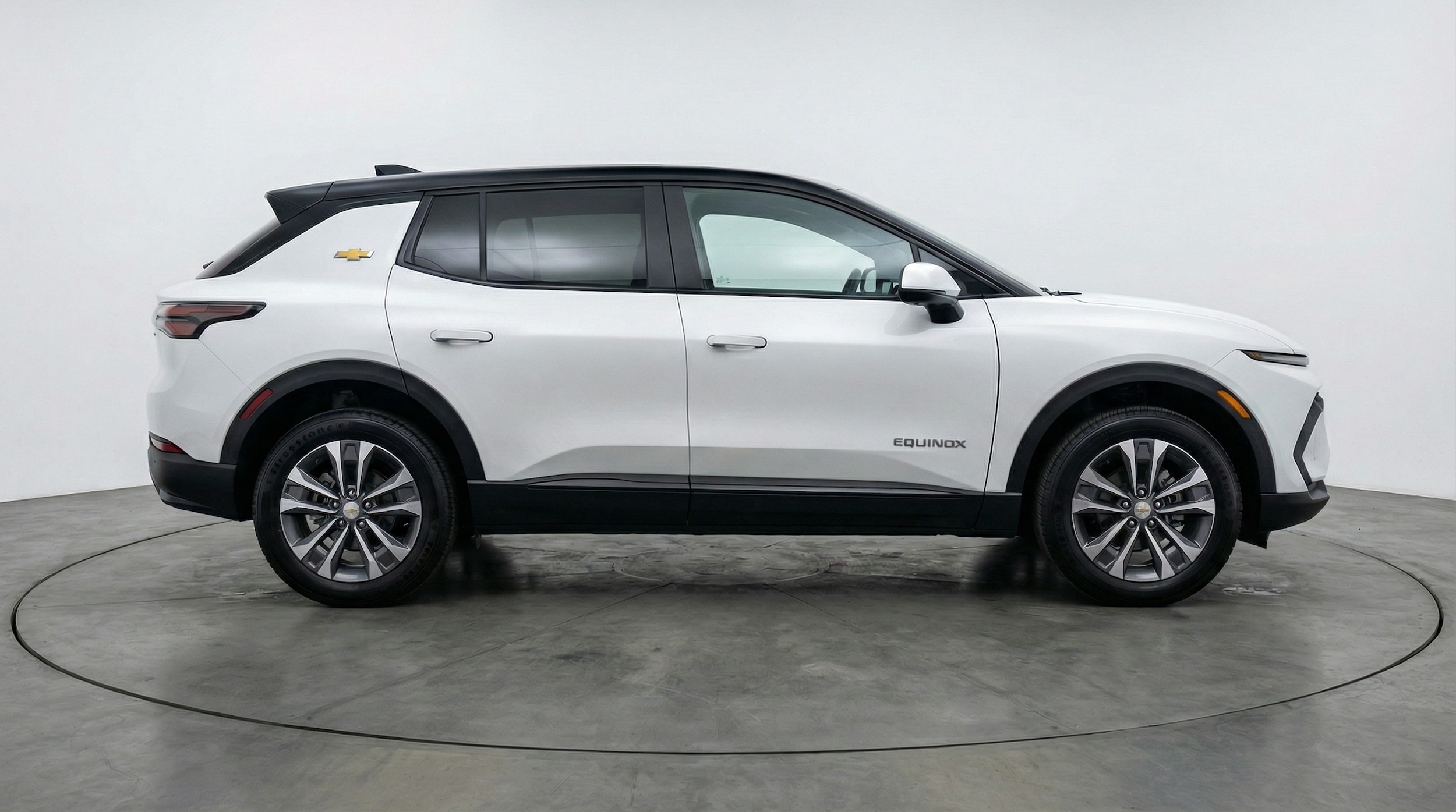 Thumbnail: 2025 Chevrolet Equinox - 8