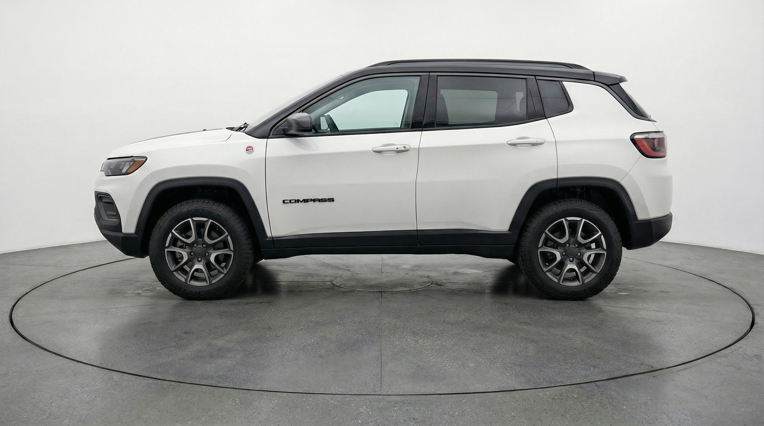 Thumbnail: 2025 Jeep Compass - 4