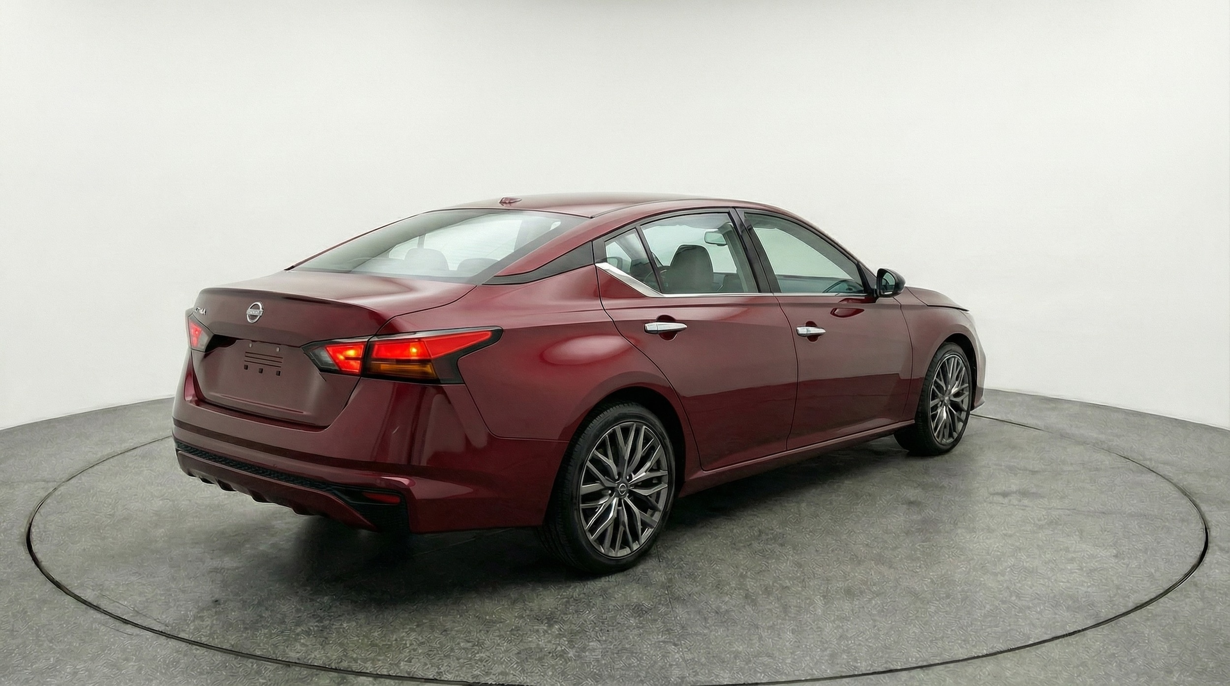 Thumbnail: 2025 Nissan Altima - 7